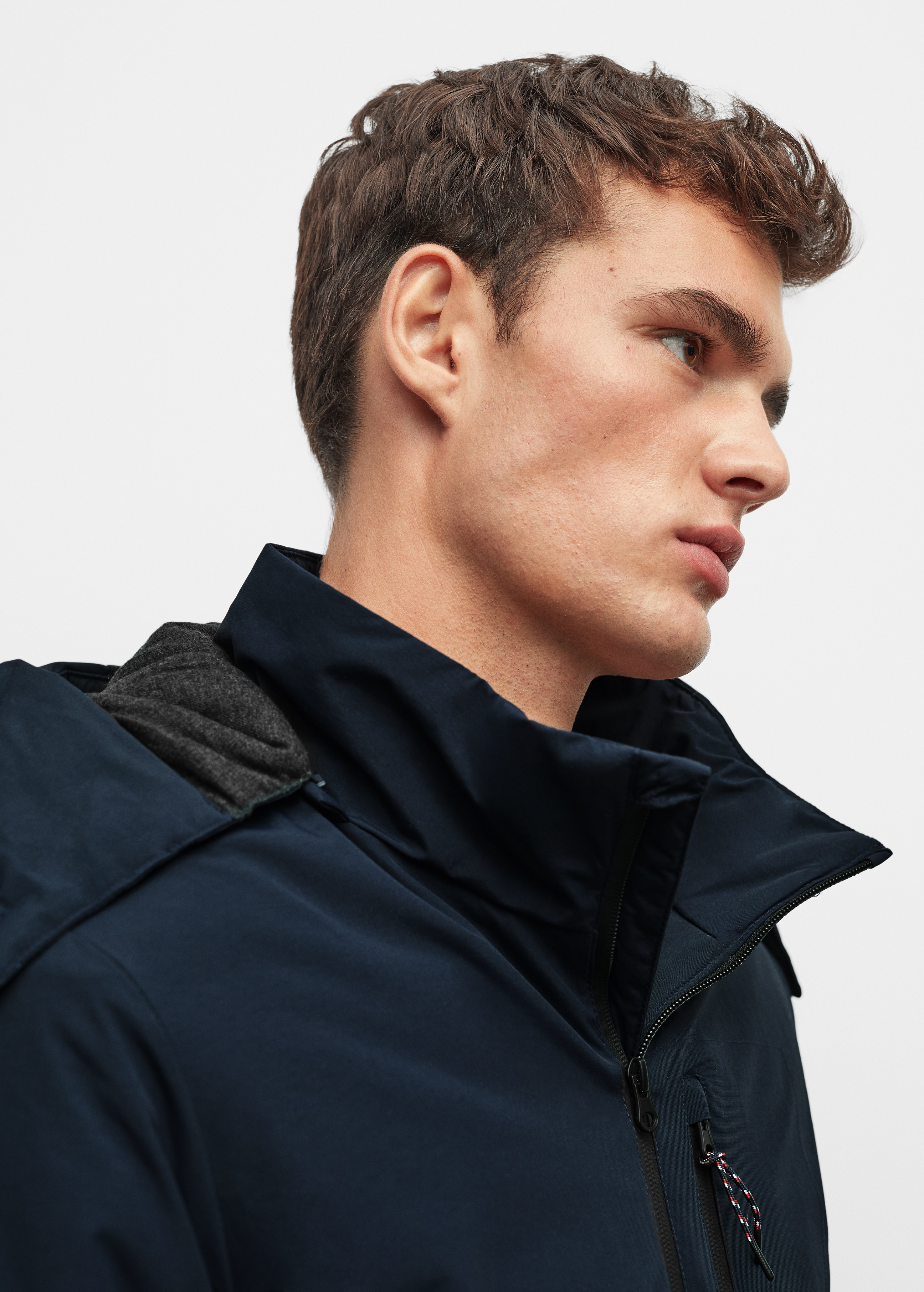 Zipped pockets anorak - Details of the article 1