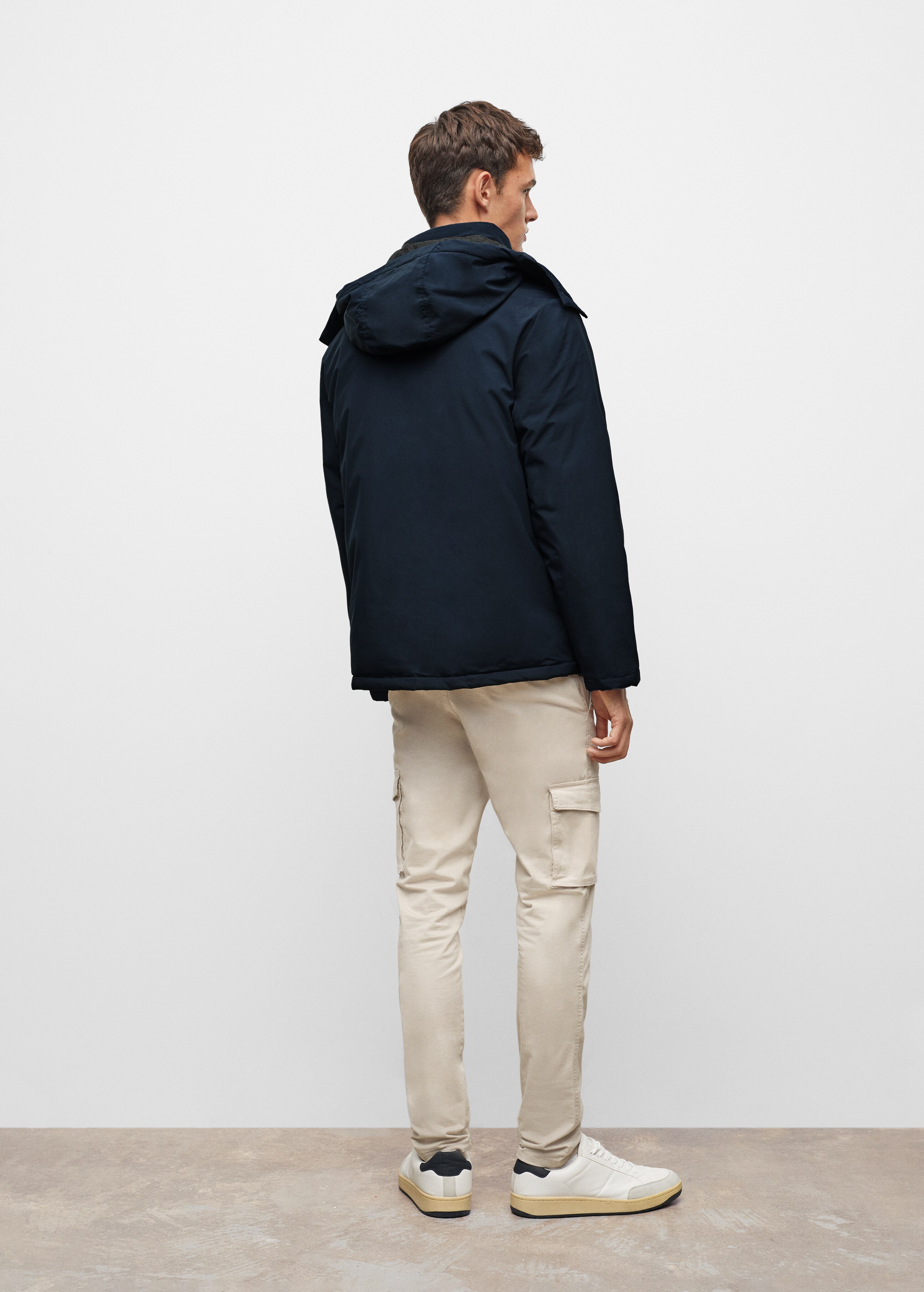 Zipped pockets anorak - Reverse of the article