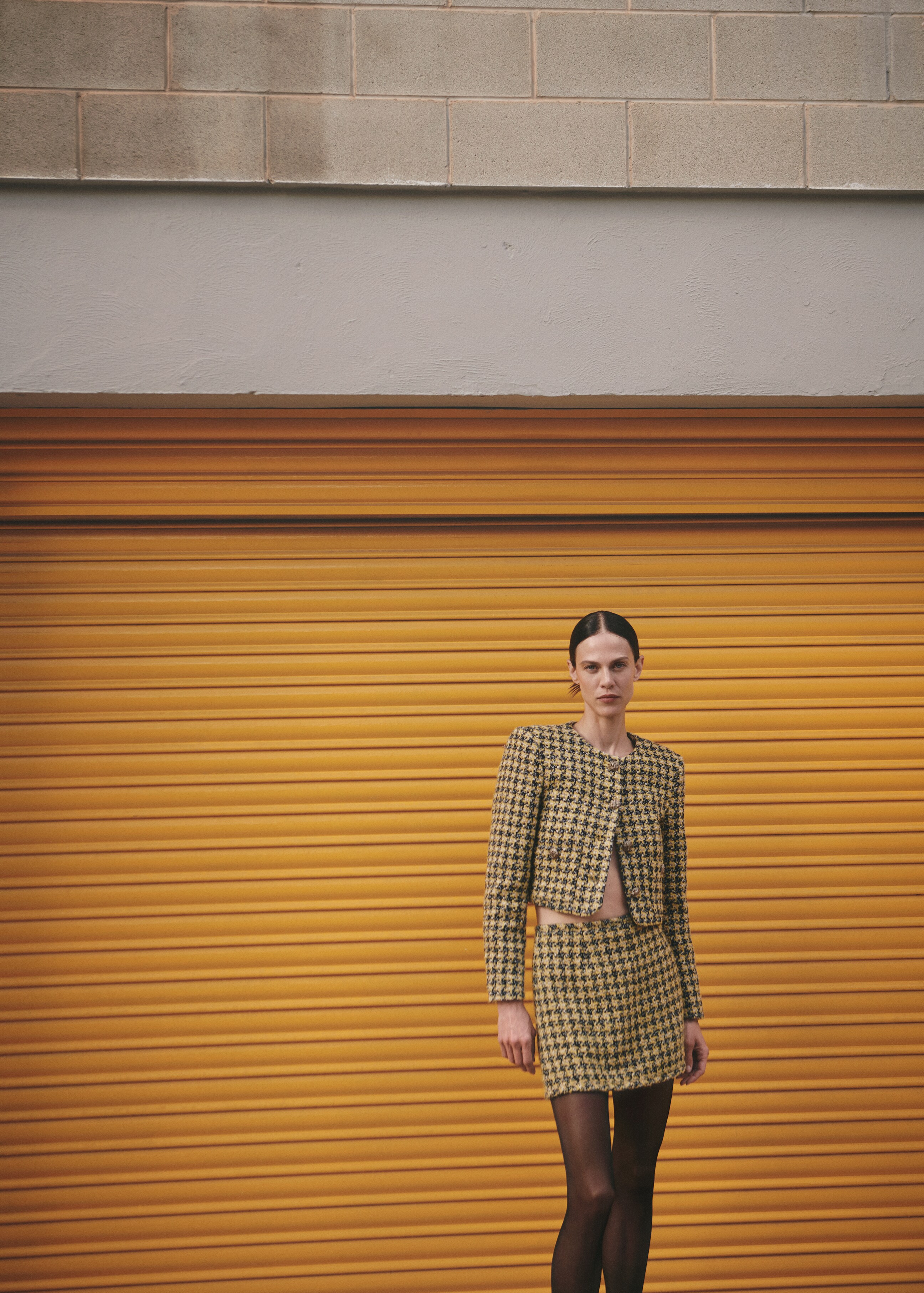 Tweed skirt with zip - Details of the article 6