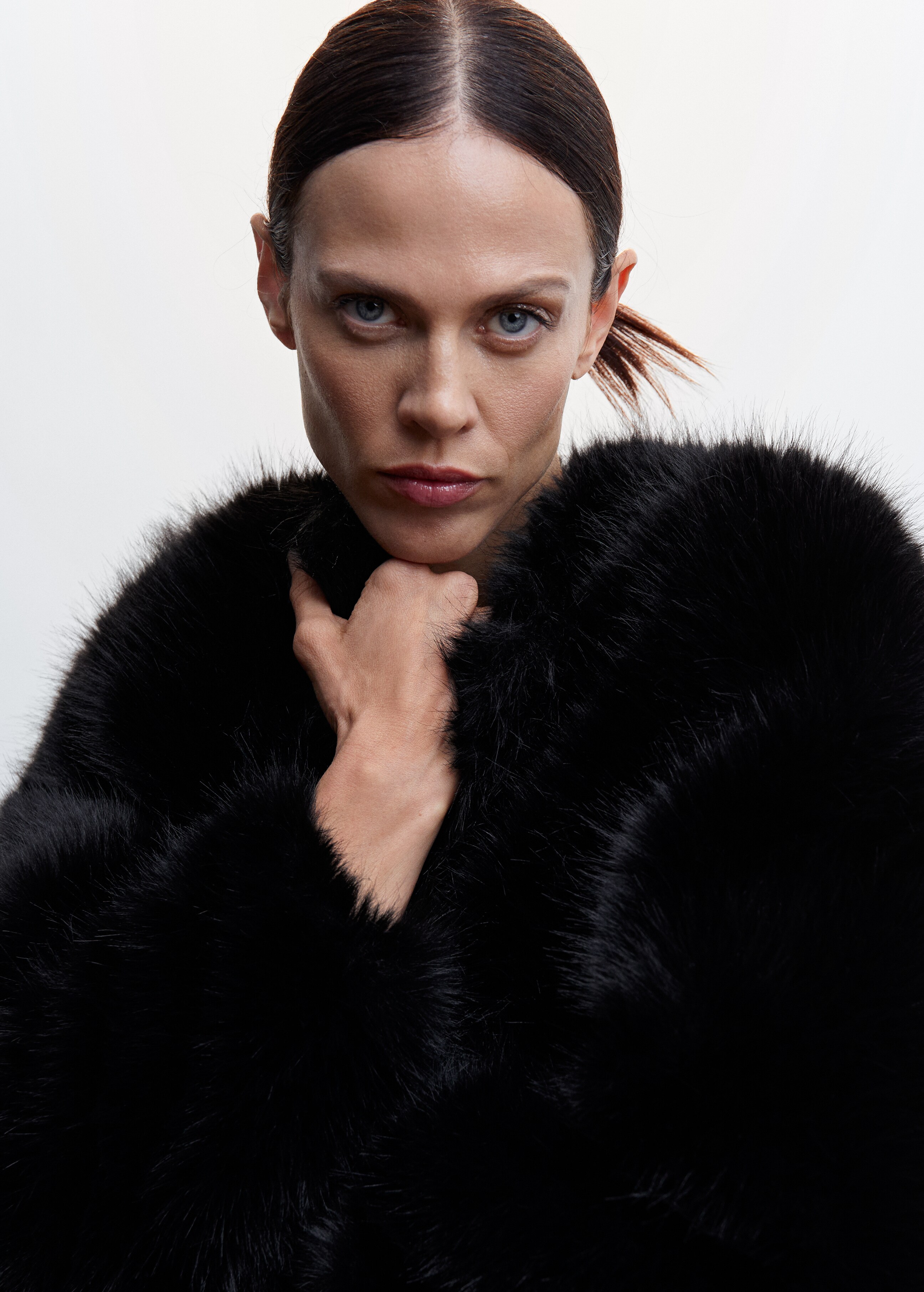 Fur effect jacket - Details of the article 1