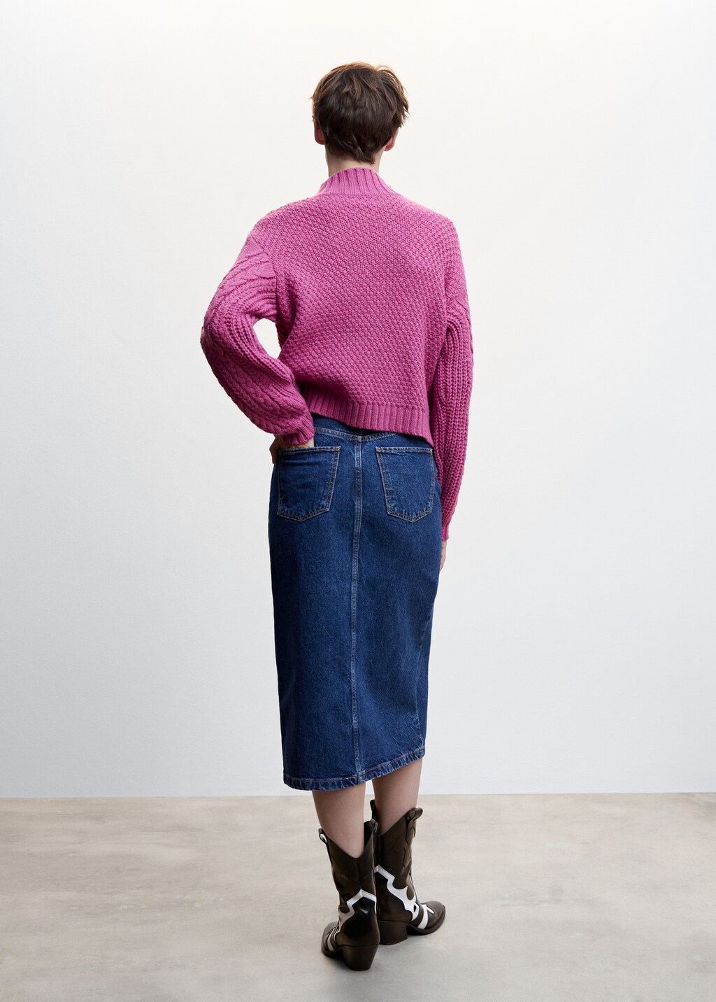 Perkins-neck braided sweater  - Reverse of the article