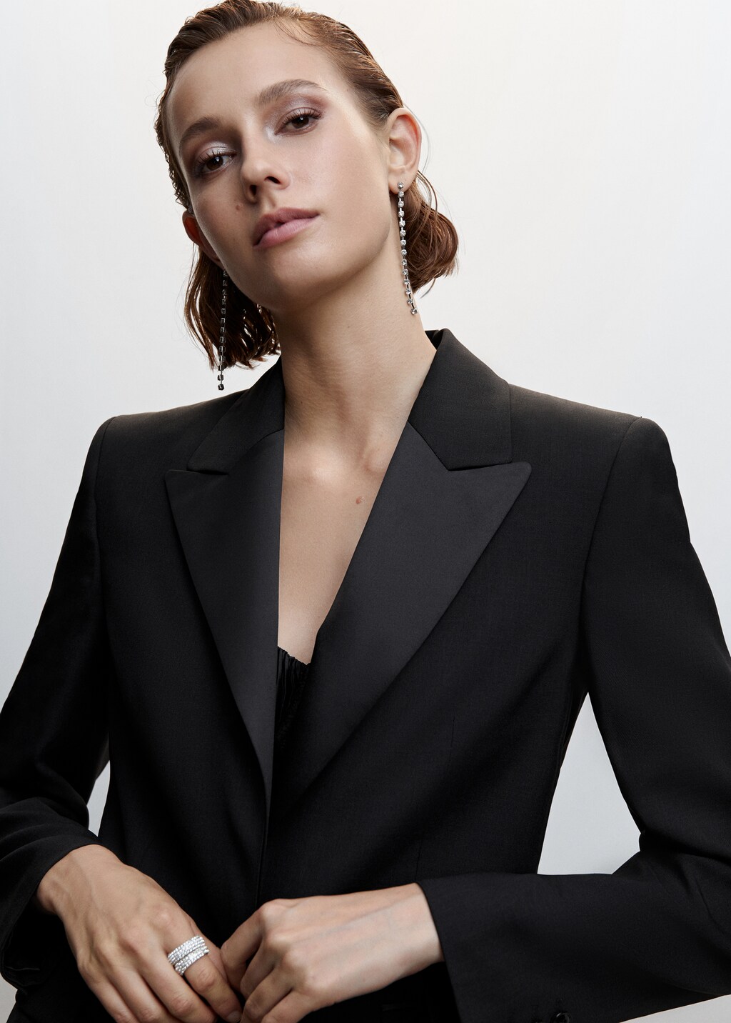 Satin lapels suit blazer