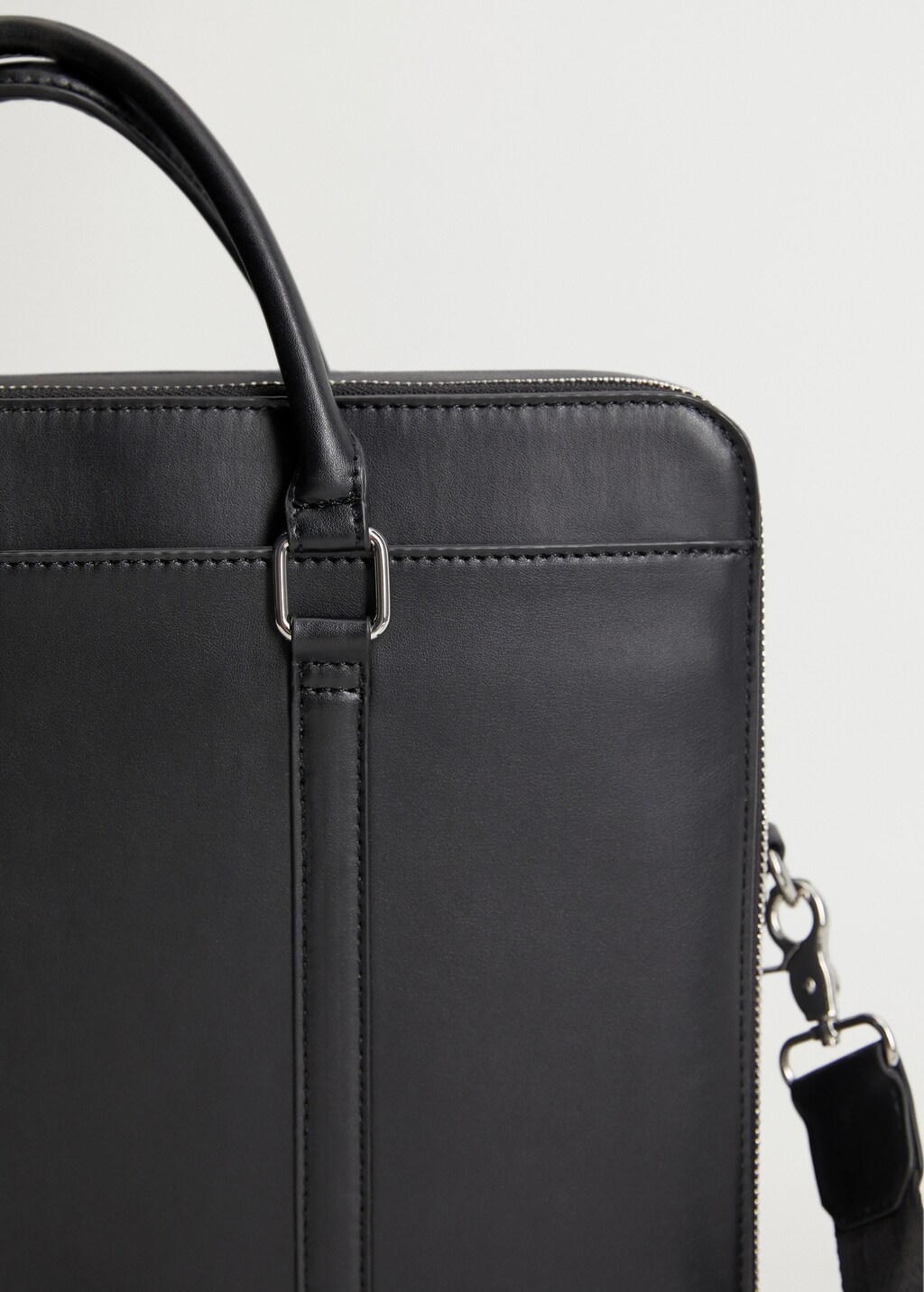 Zip-pockets pebbled tote briefcase - Details of the article 3