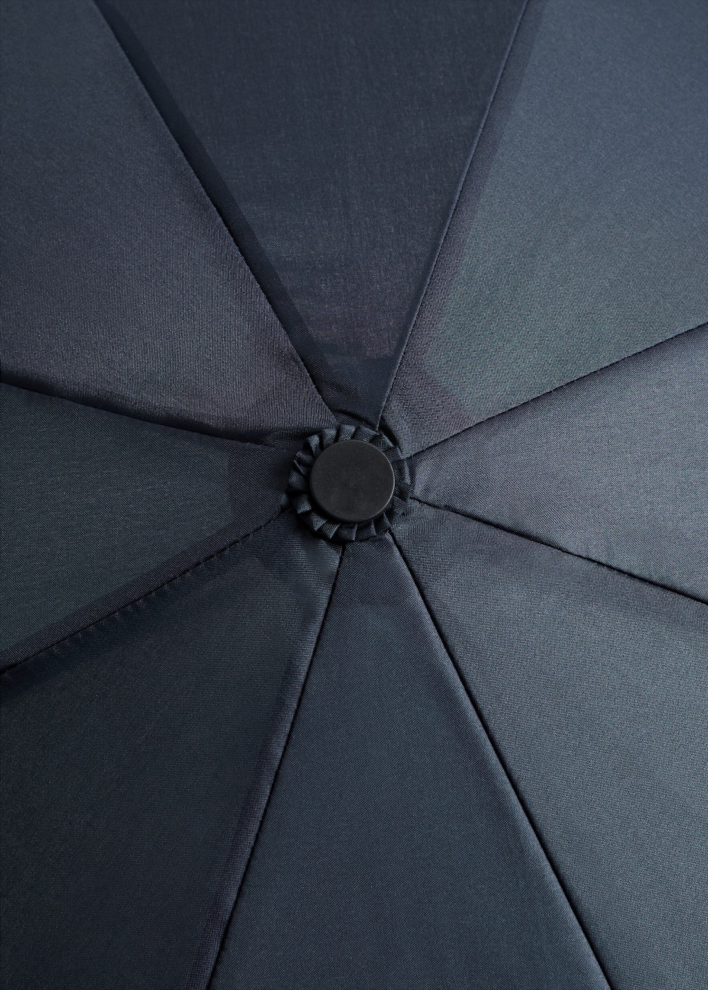 Plain folding umbrella - Details of the article 3