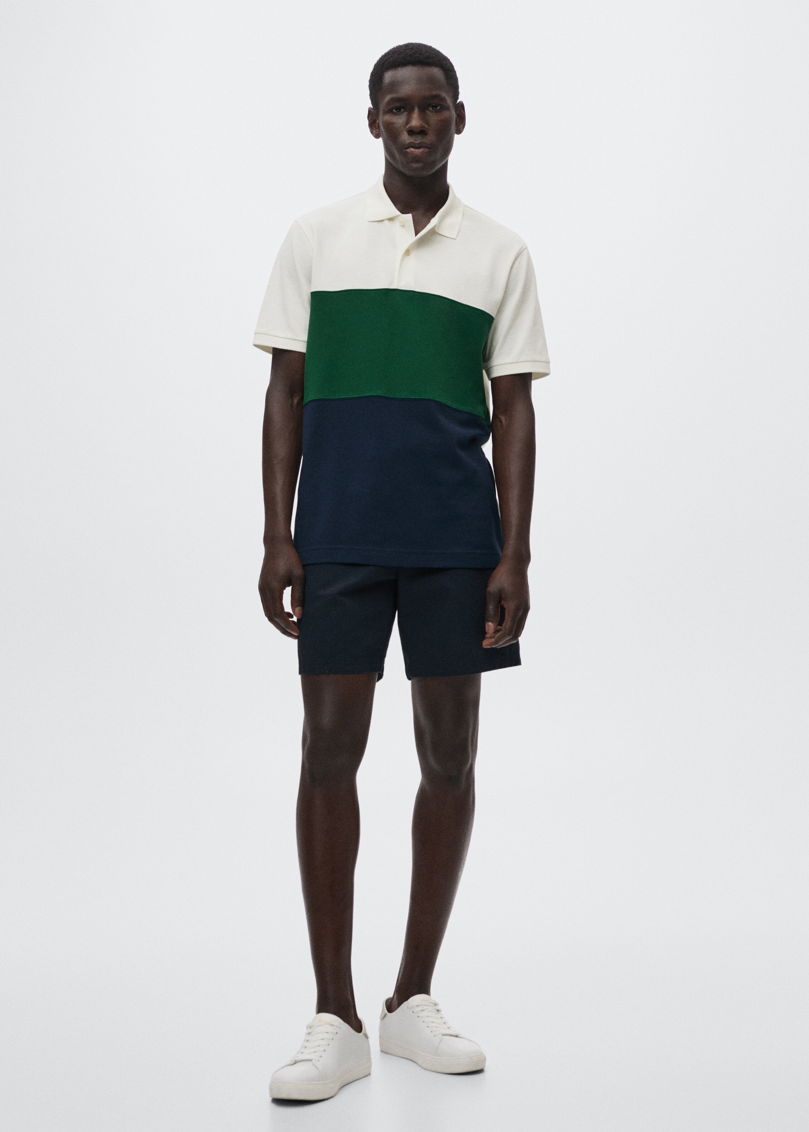 Color-Blocking-Poloshirt aus Piqué - Allgemeine Ansicht