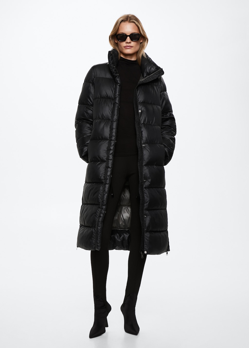 Quilted long coat - General plane