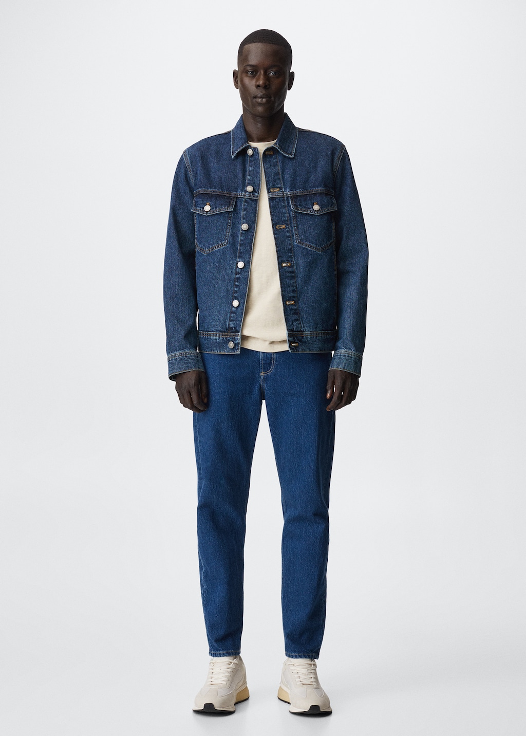 Pocketed denim jacket - General plane