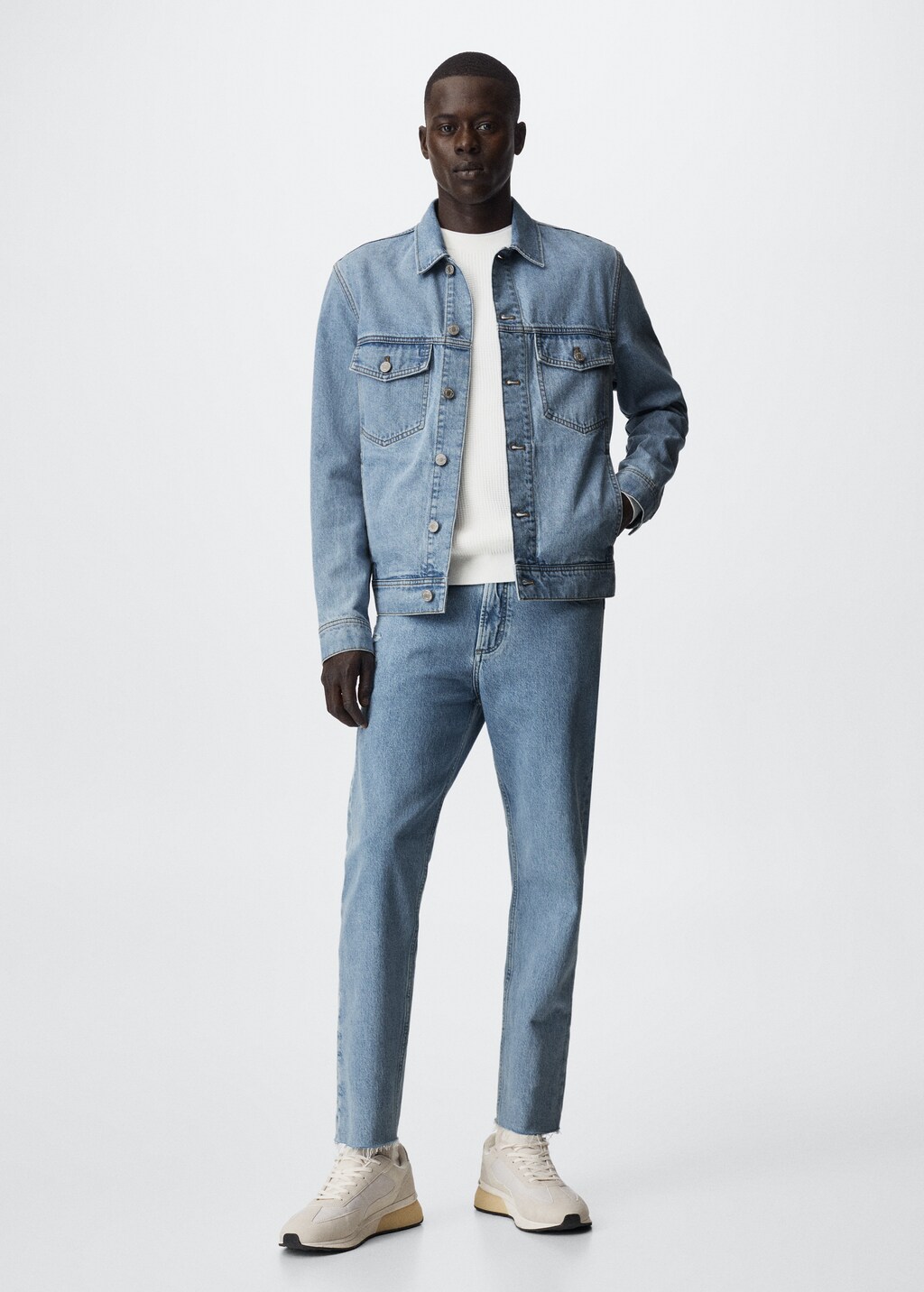 Pocketed denim jacket - General plane