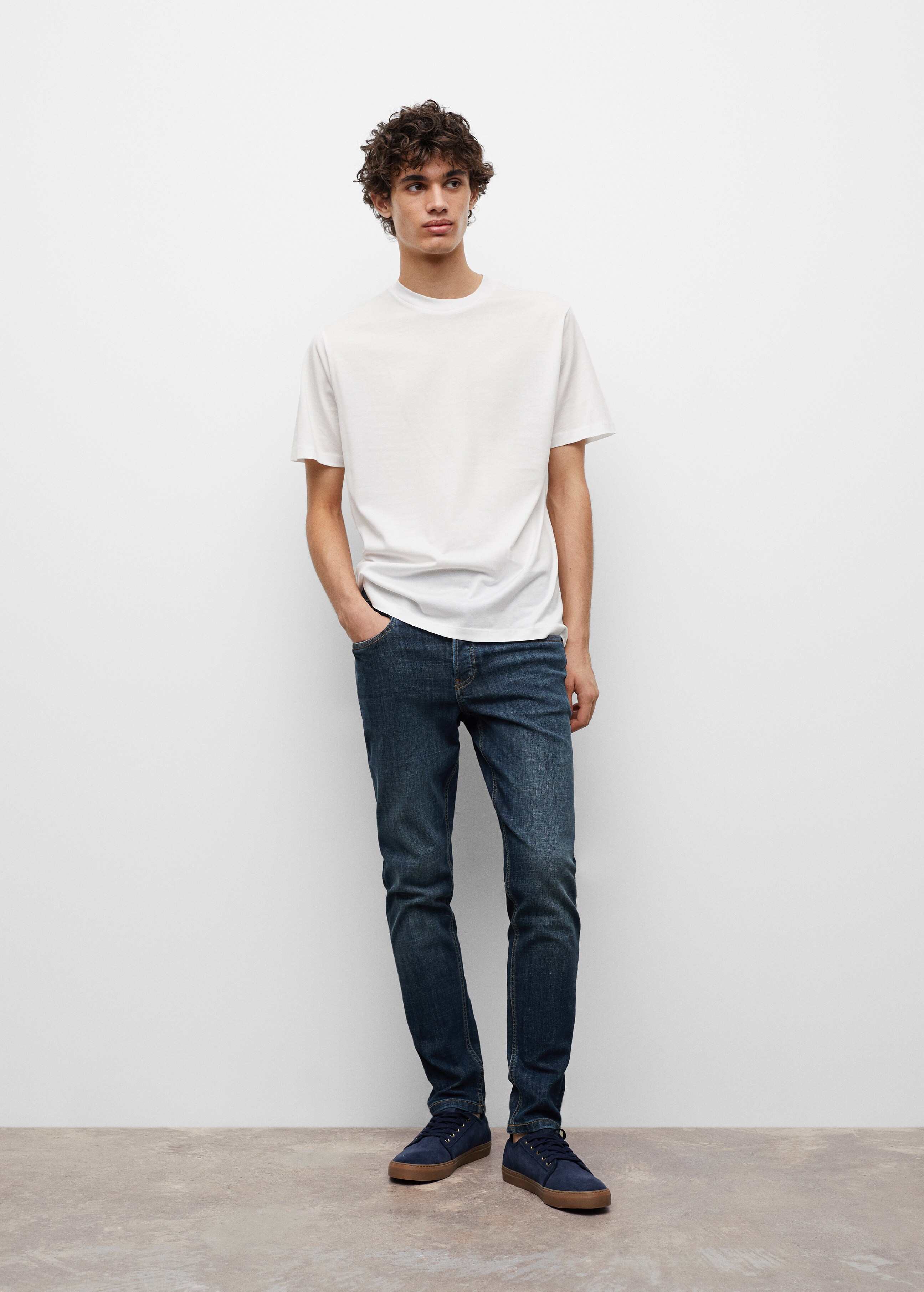 Slim Fit-Jeans mit mittlerer Waschung - Allgemeine Ansicht