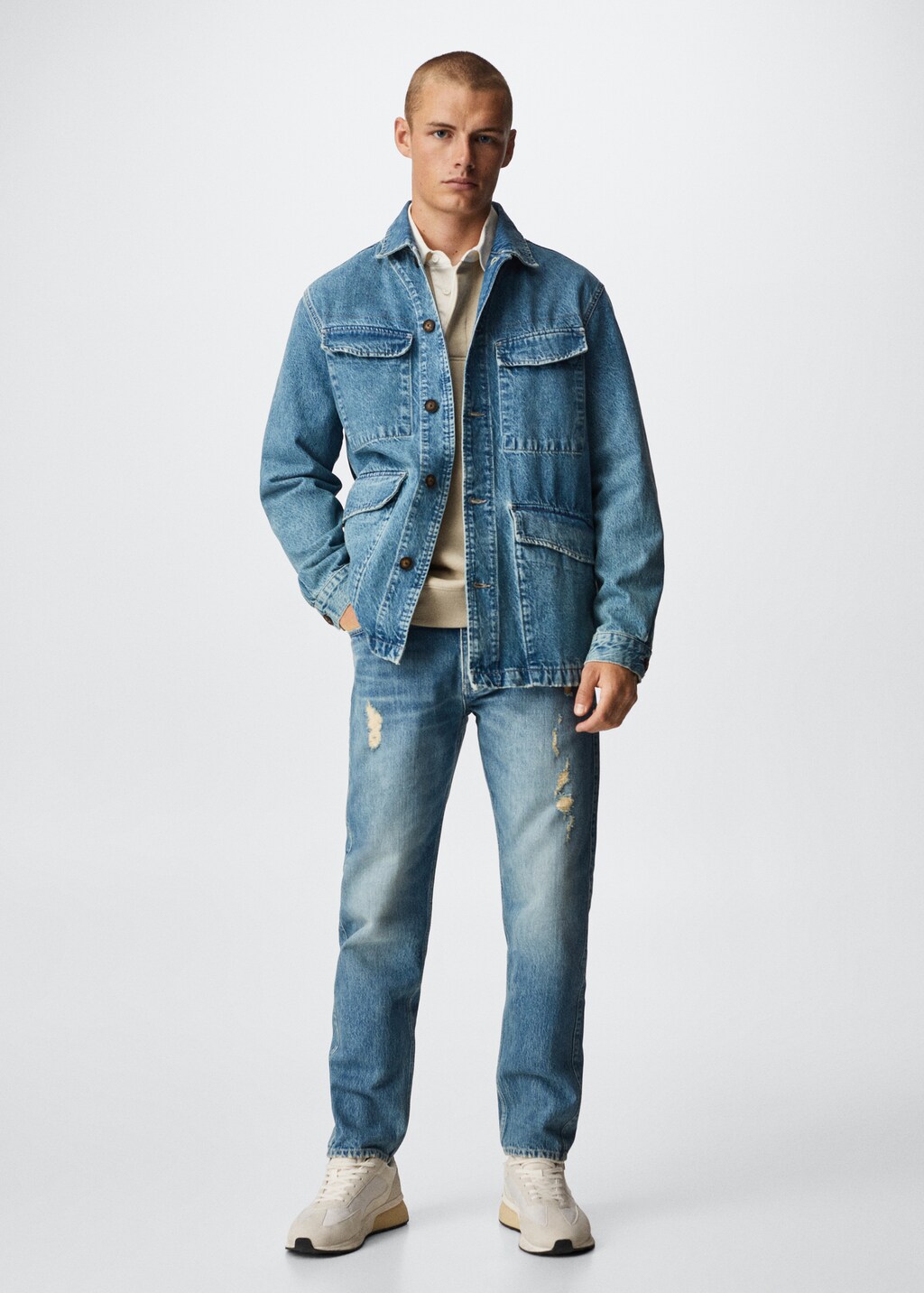 Ripped straight-fit jeans - General plane