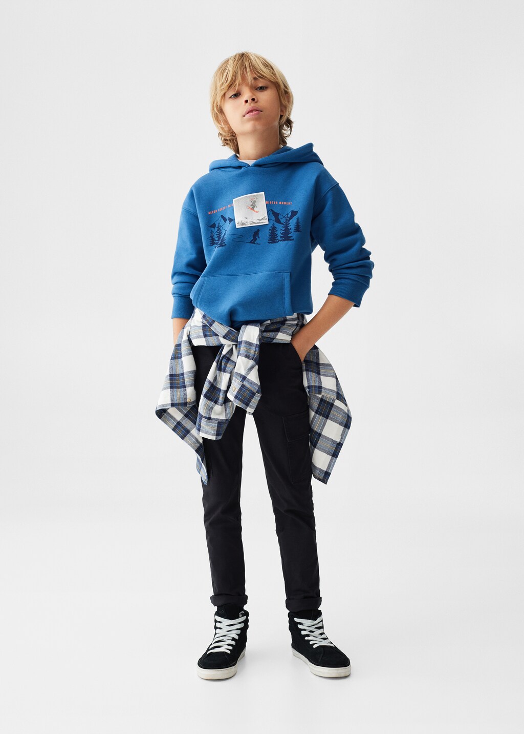 Sweatshirt estampada com capuz - Plano geral