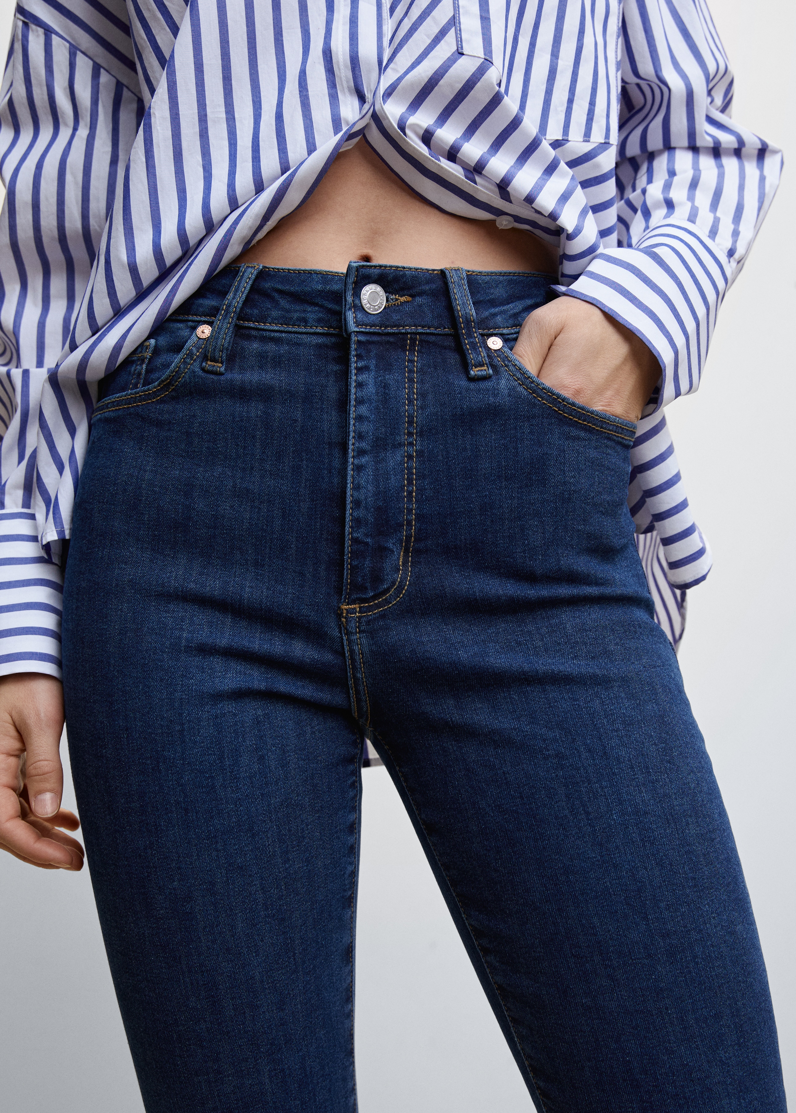 Jeans skinny de cintura alta - Pormenor do artigo 6