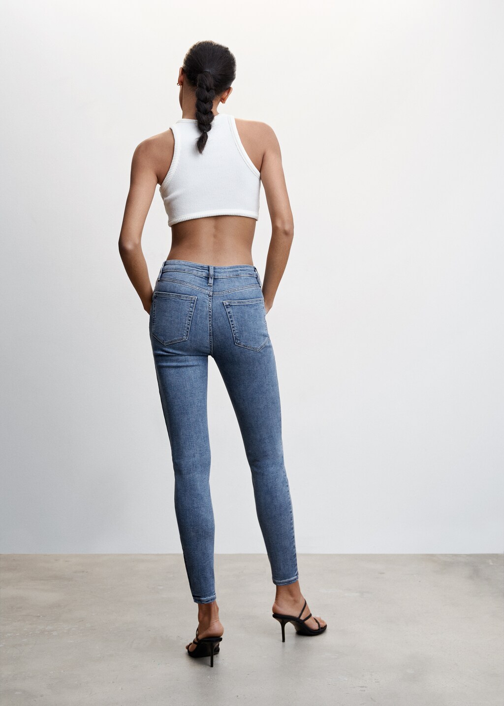 High-rise skinny jeans - Reverse of the article