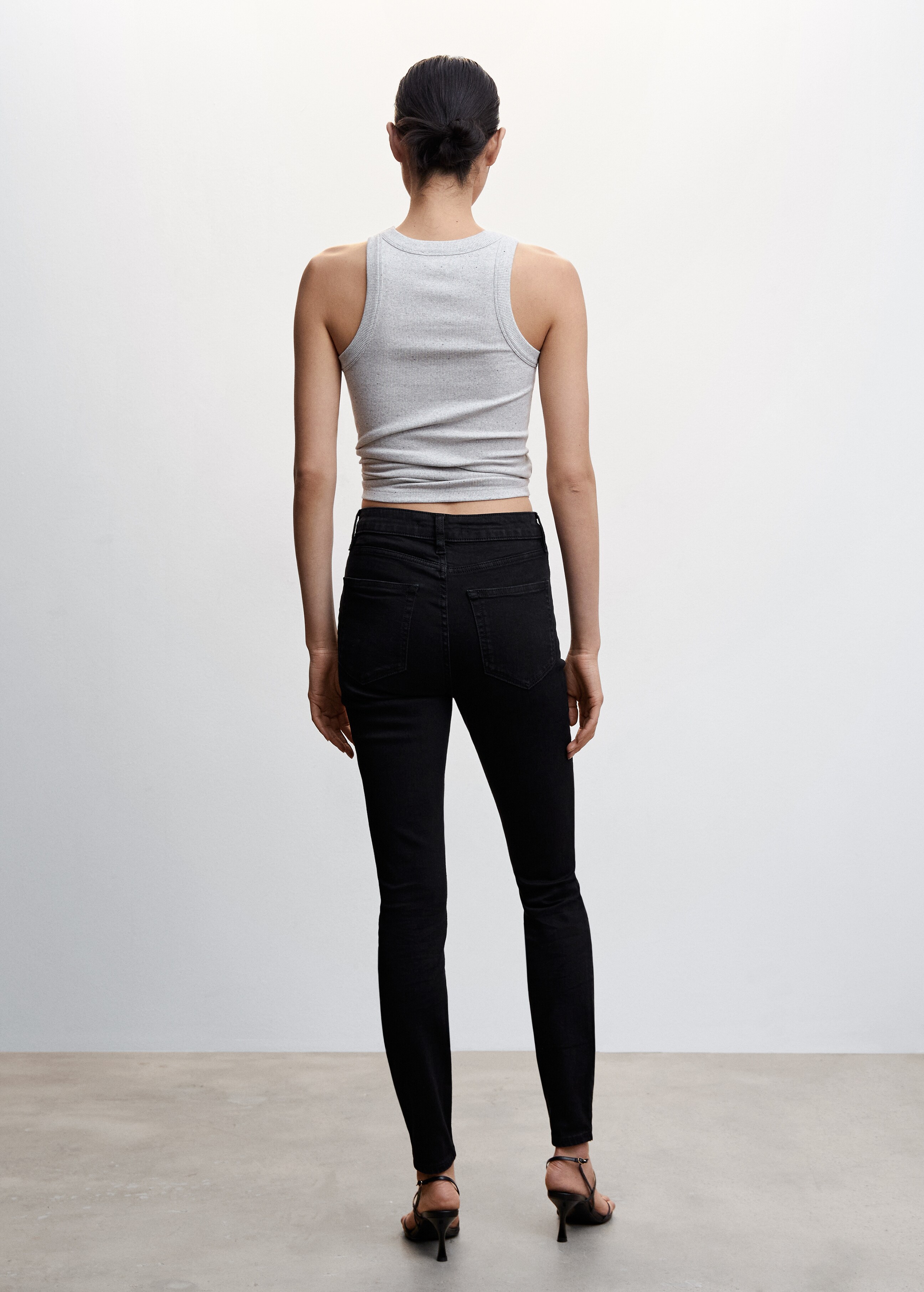 High-rise skinny jeans - Reverse of the article