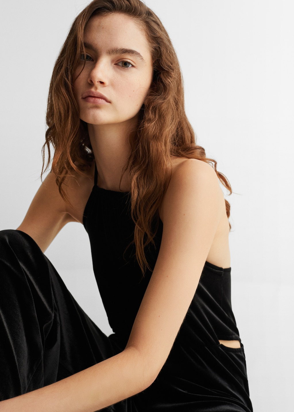 Asymmetric long jumpsuit - Details of the article 1