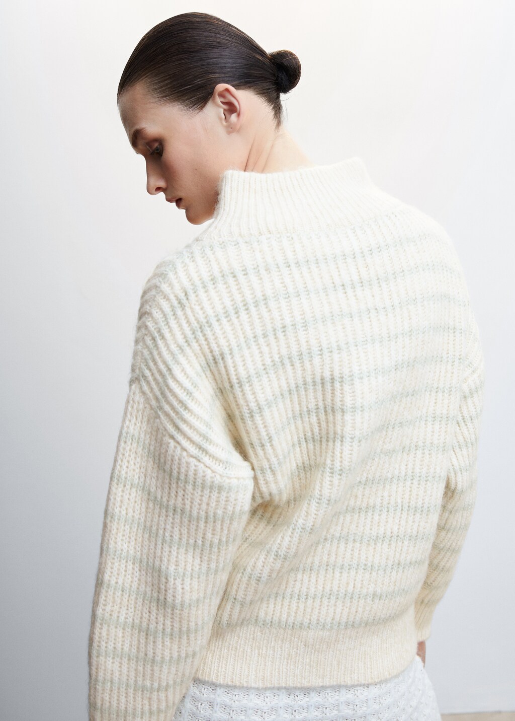 Striped sweater with zip - Reverse of the article