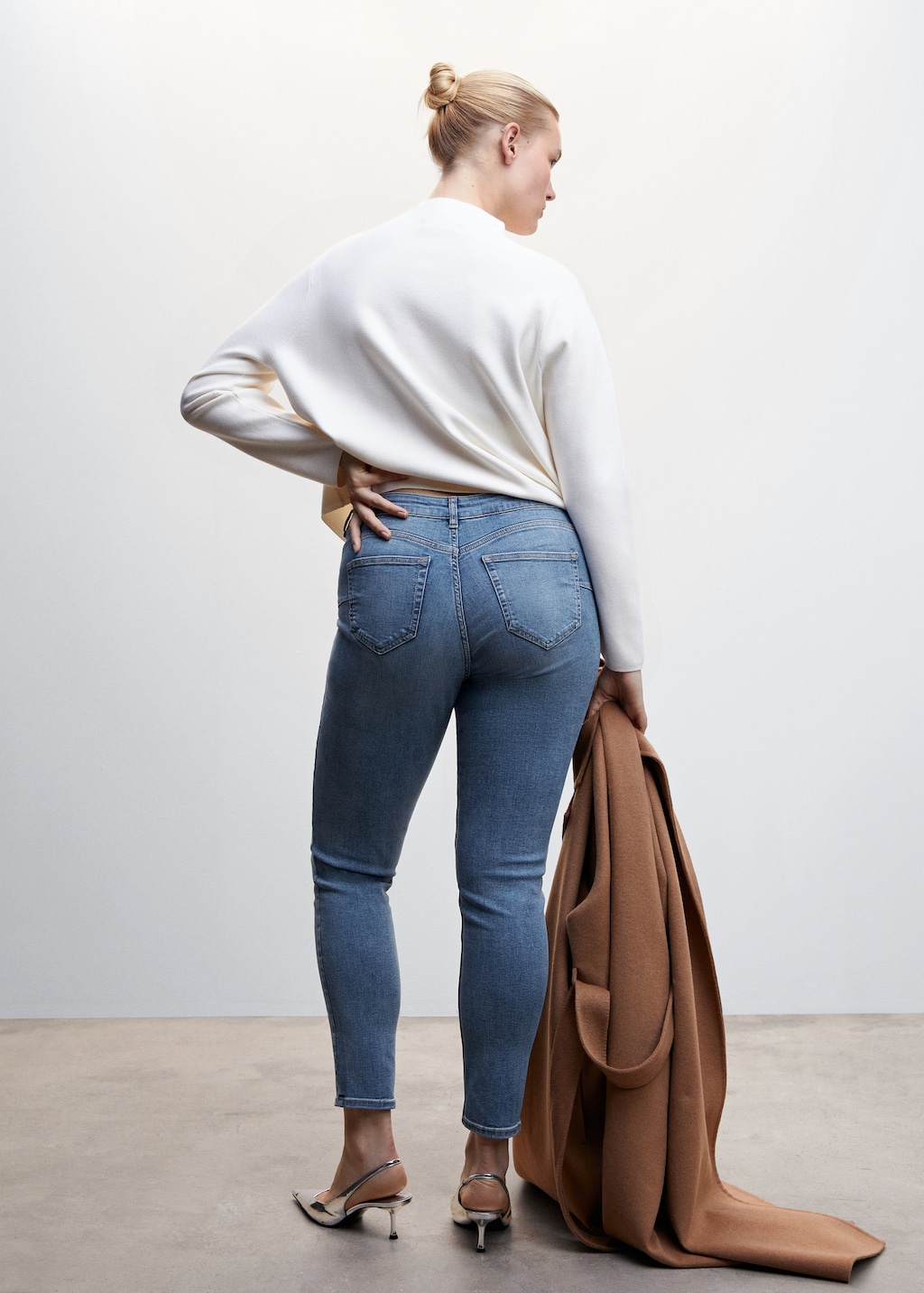 Skinny push-up jeans - Details of the article 4