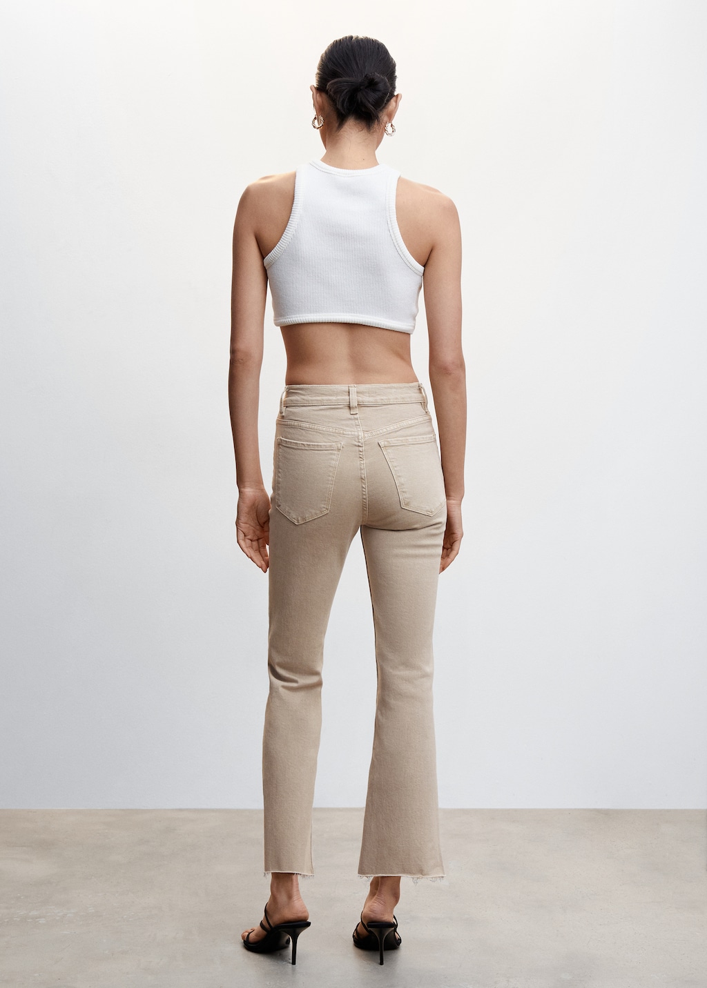 Crop flared jeans - Achterkant van het artikel