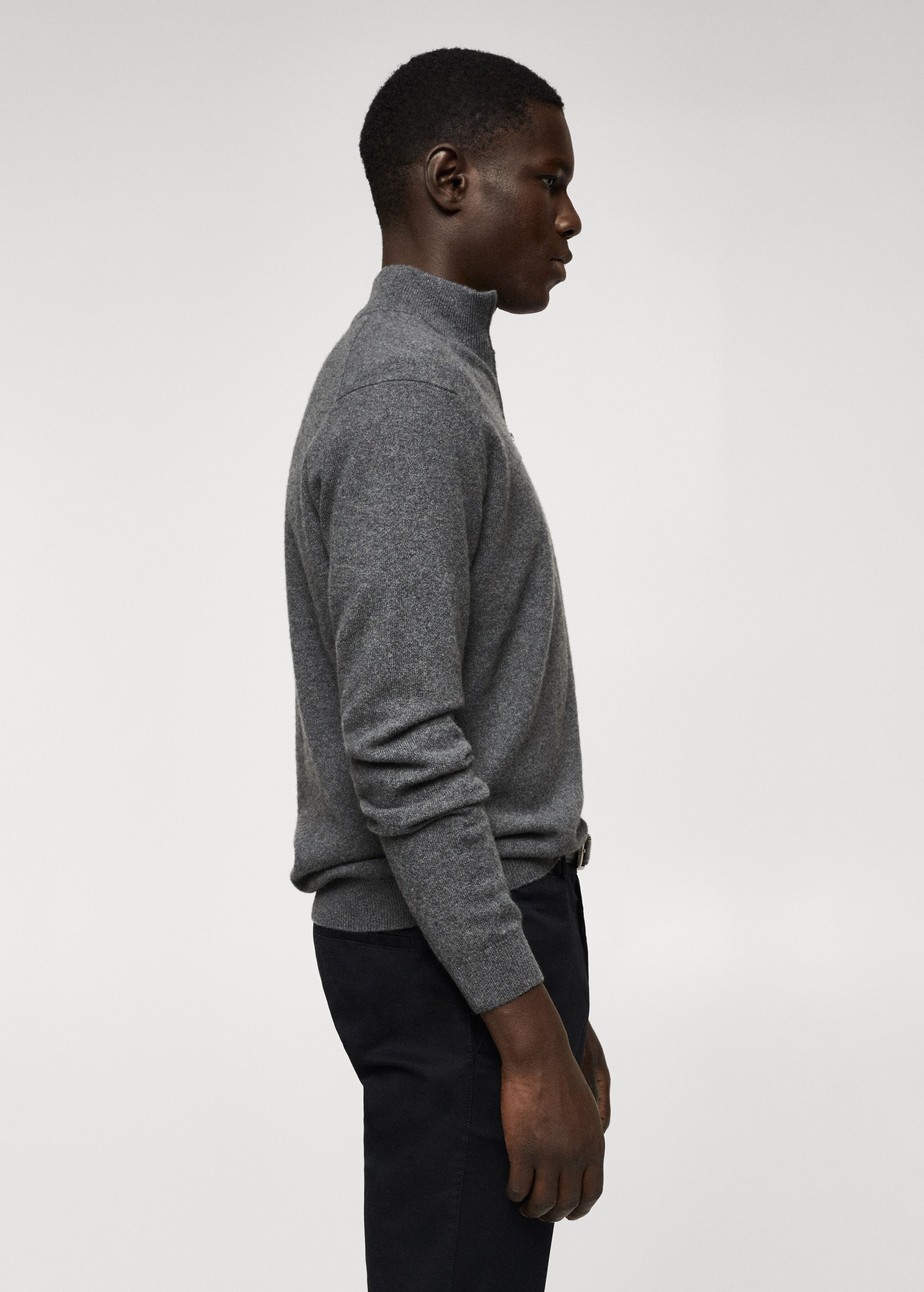 Zip-neck cashmere sweater  - Details of the article 1