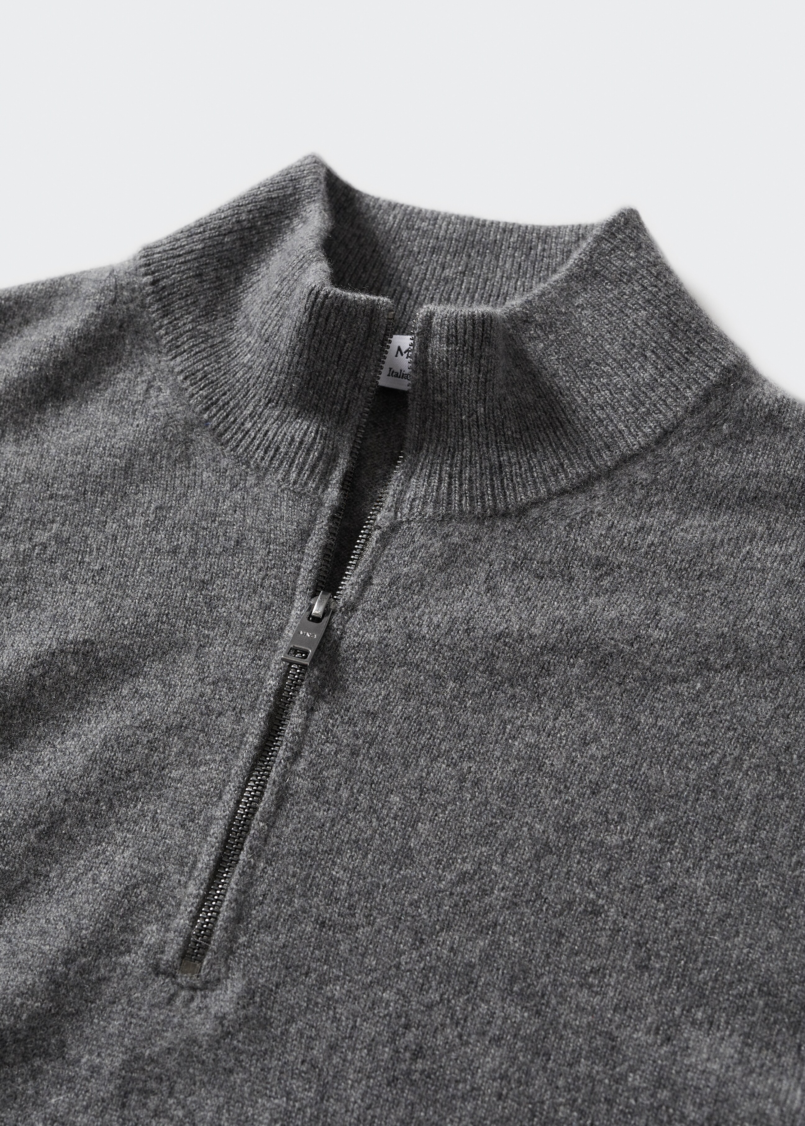 Zip-neck cashmere sweater  - Details of the article 8