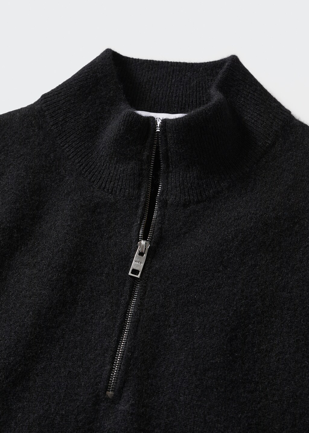 Zip-neck cashmere sweater  - Details of the article 8