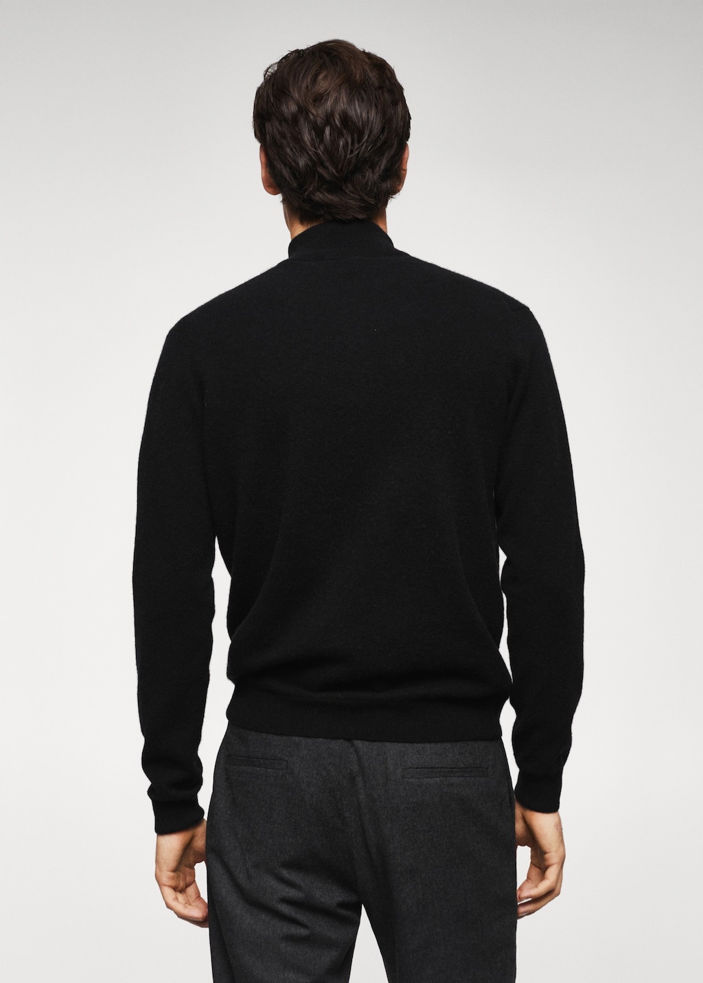 Zip-neck cashmere sweater  - Reverse of the article