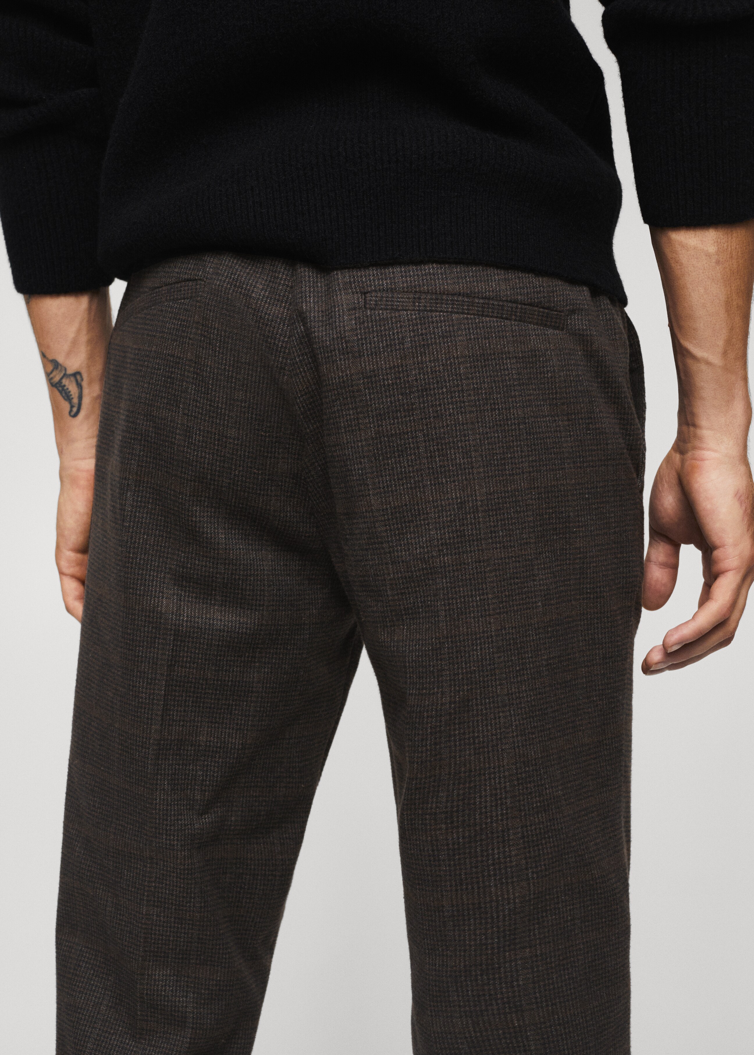Slim-fit cotton trousers - Details of the article 6