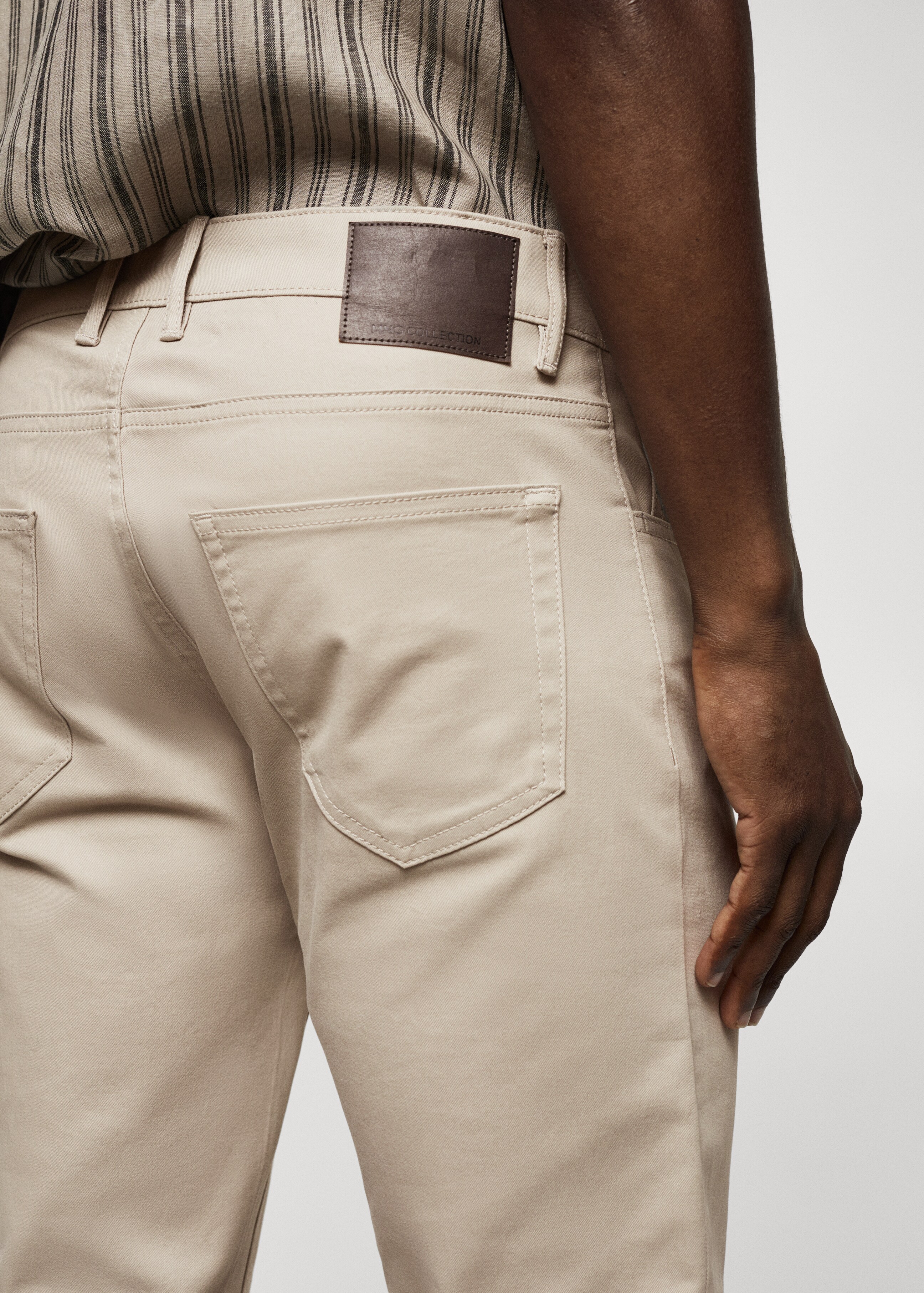 Slim fit denim-effect serge trousers - Details of the article 4