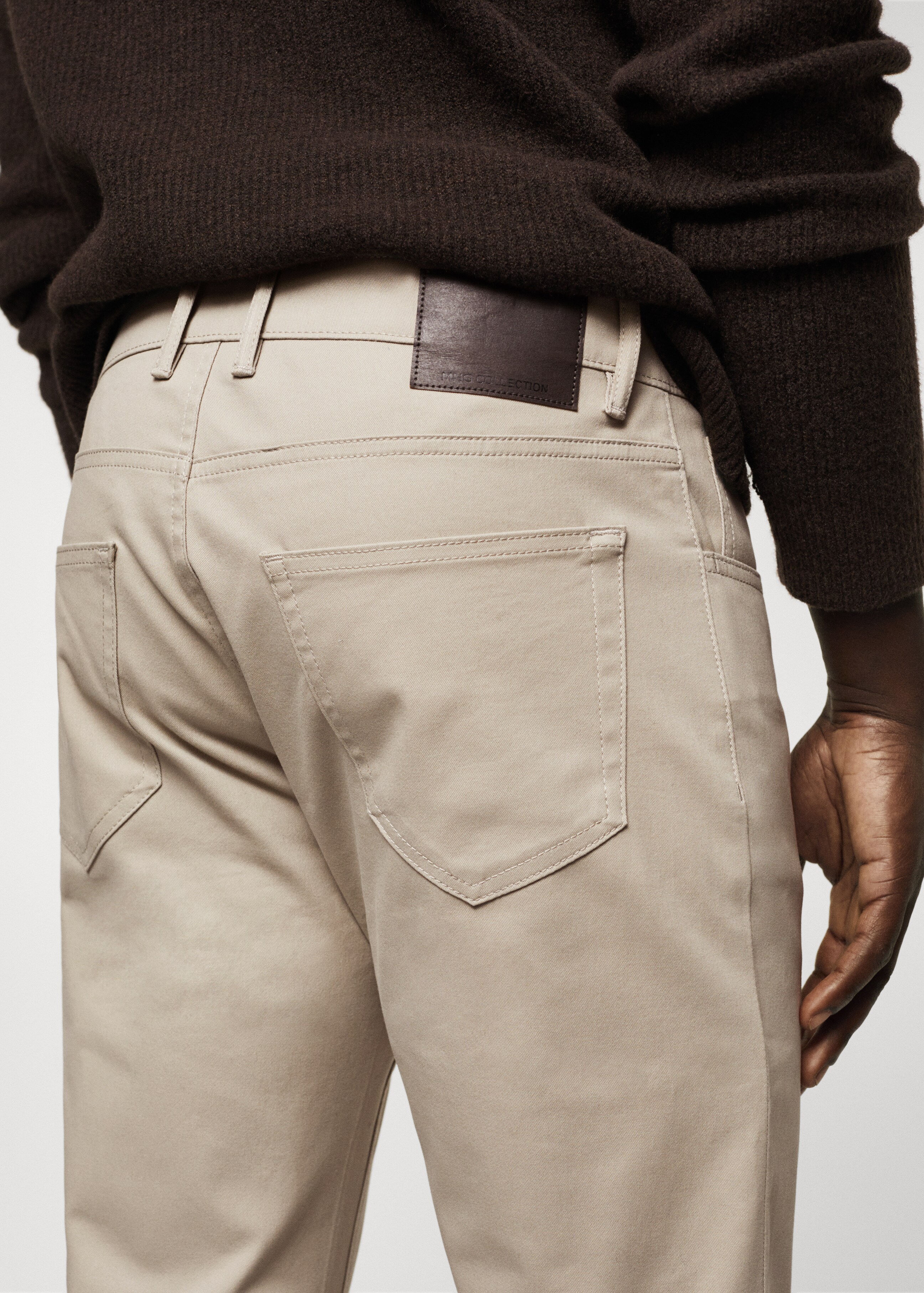 Slim fit denim-effect serge trousers - Details of the article 6