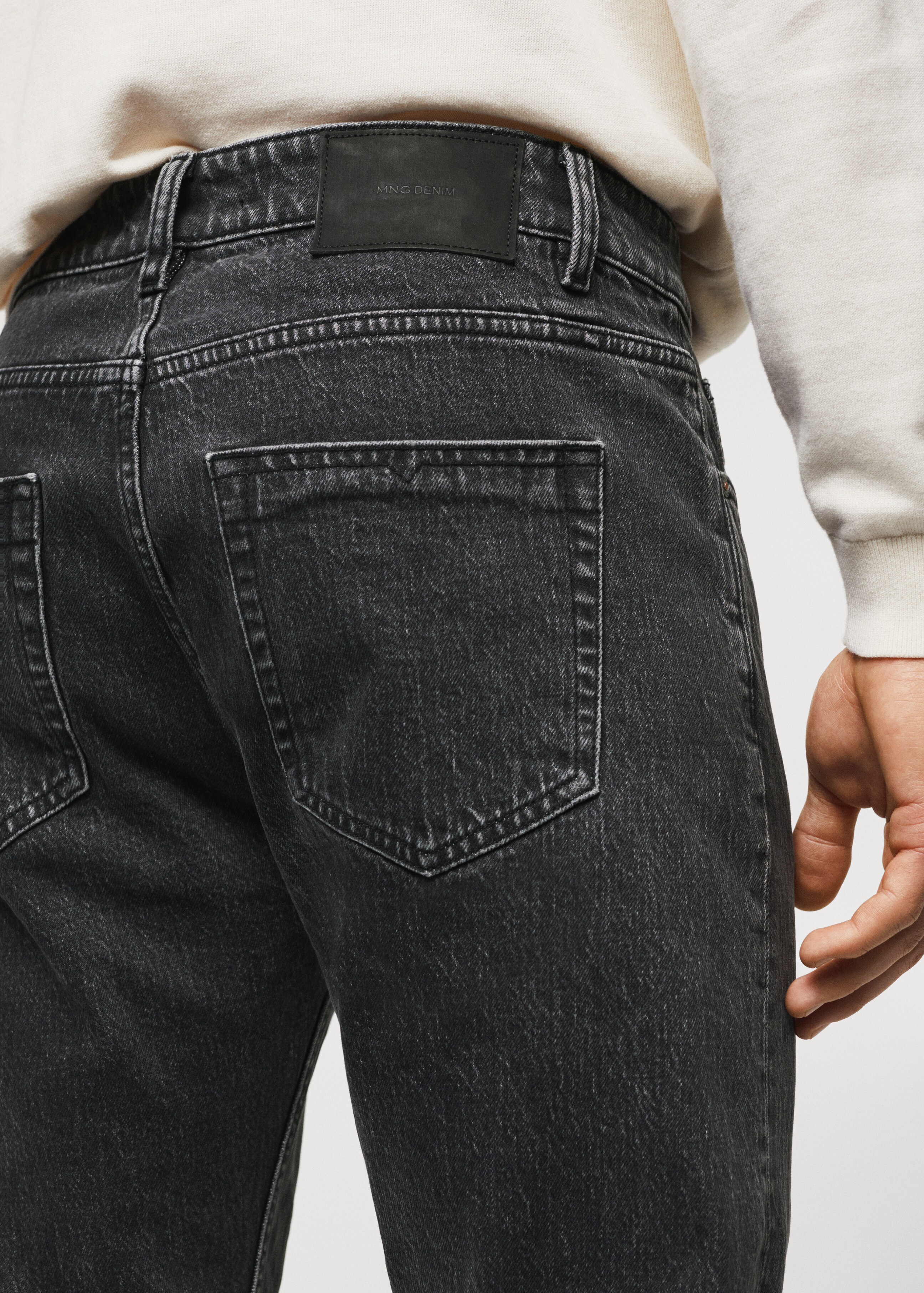 Jeans Ben tapered cropped - Detalle del artículo 4