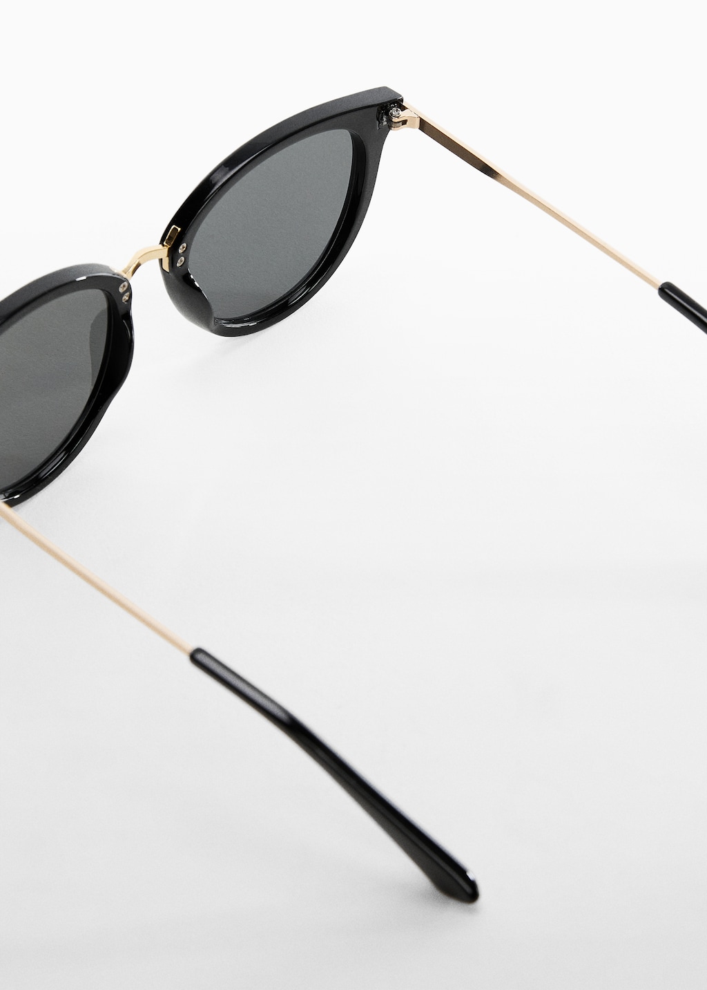 Metal bridge sunglasses - Details of the article 1