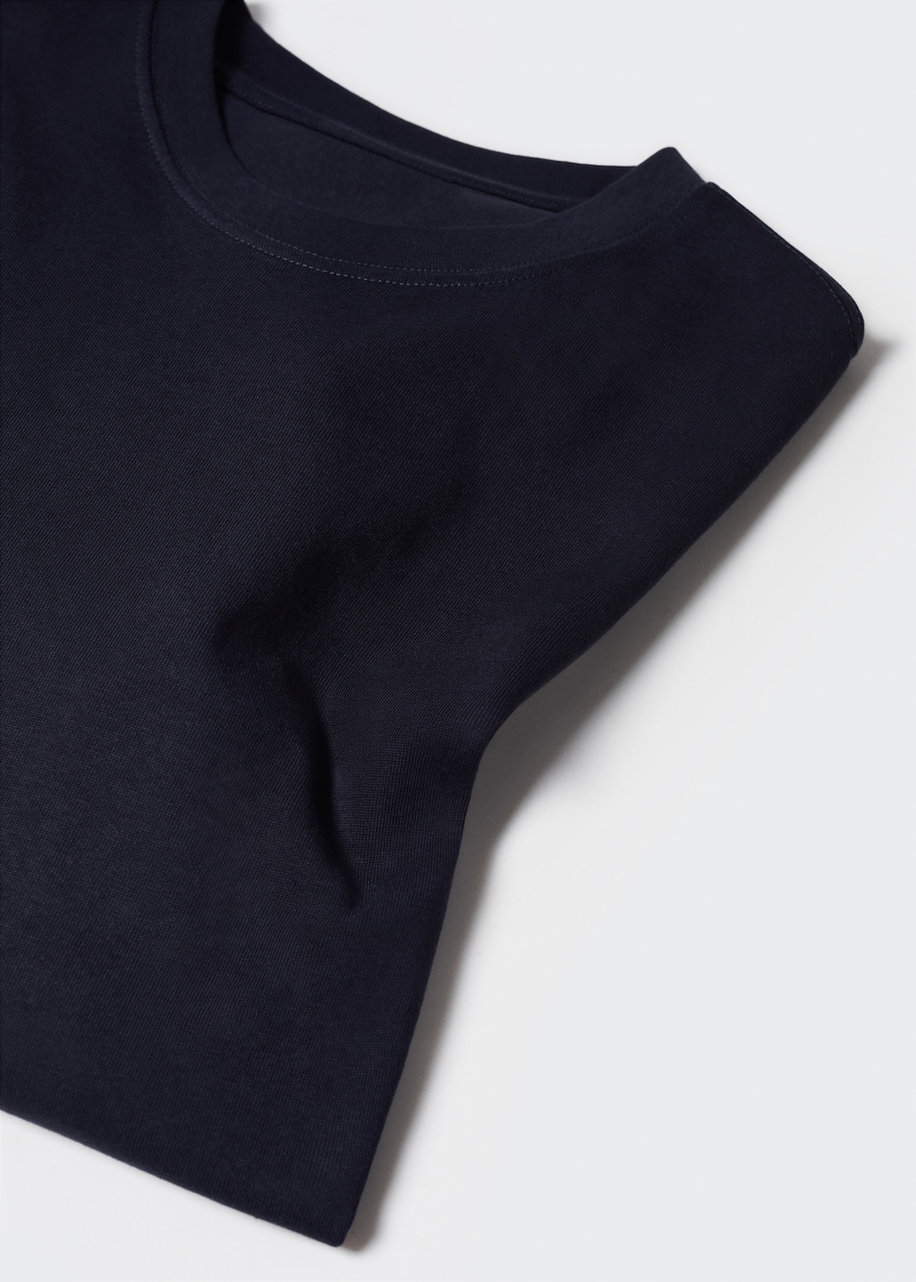 Relaxed fit cotton t-shirt - Details of the article 8