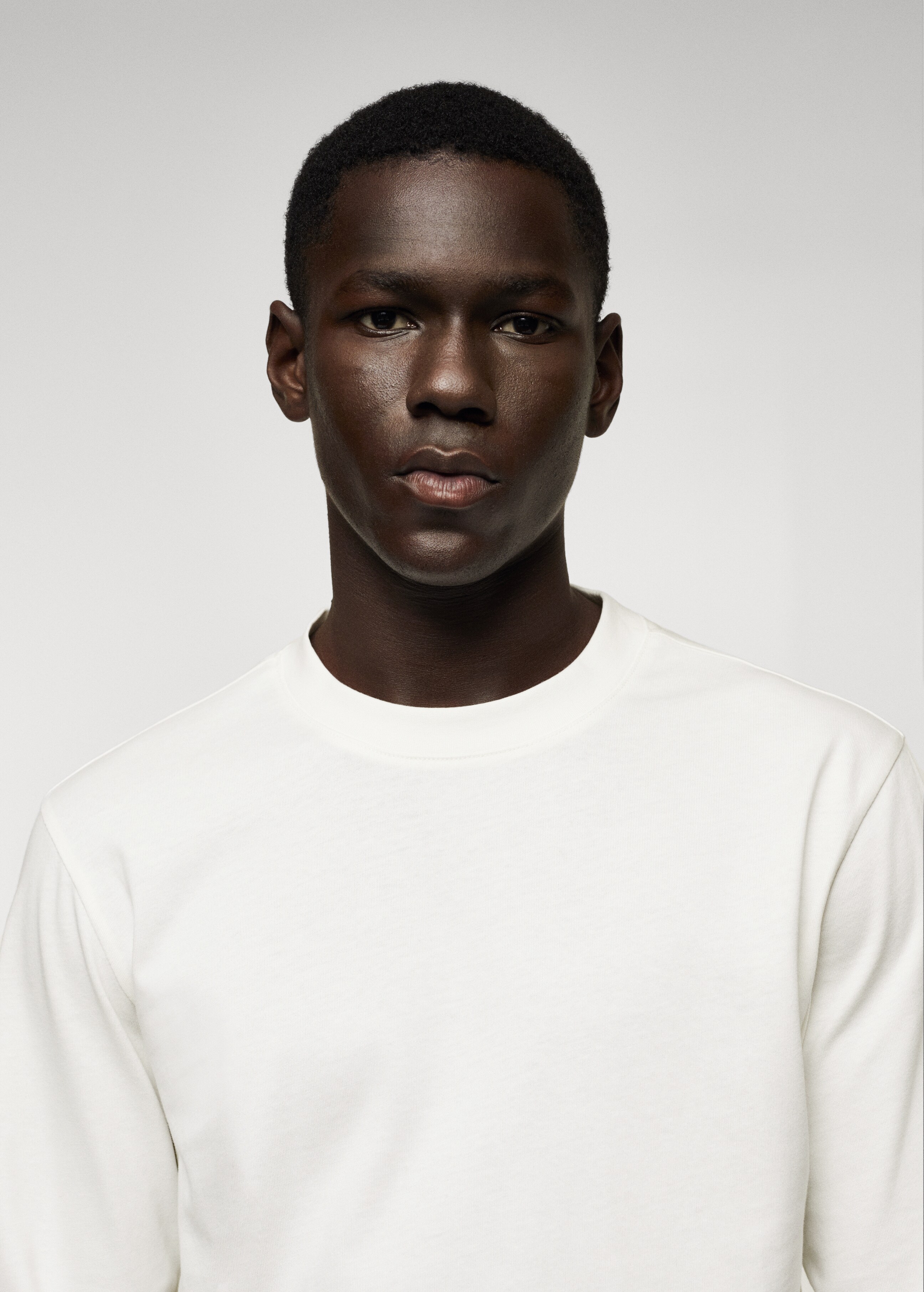 Long sleeve cotton t-shirt - Details of the article 1