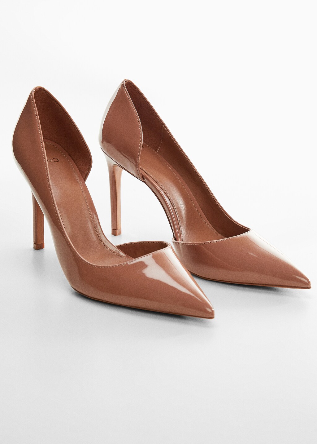 Asymmetric stiletto shoes - Medium plane