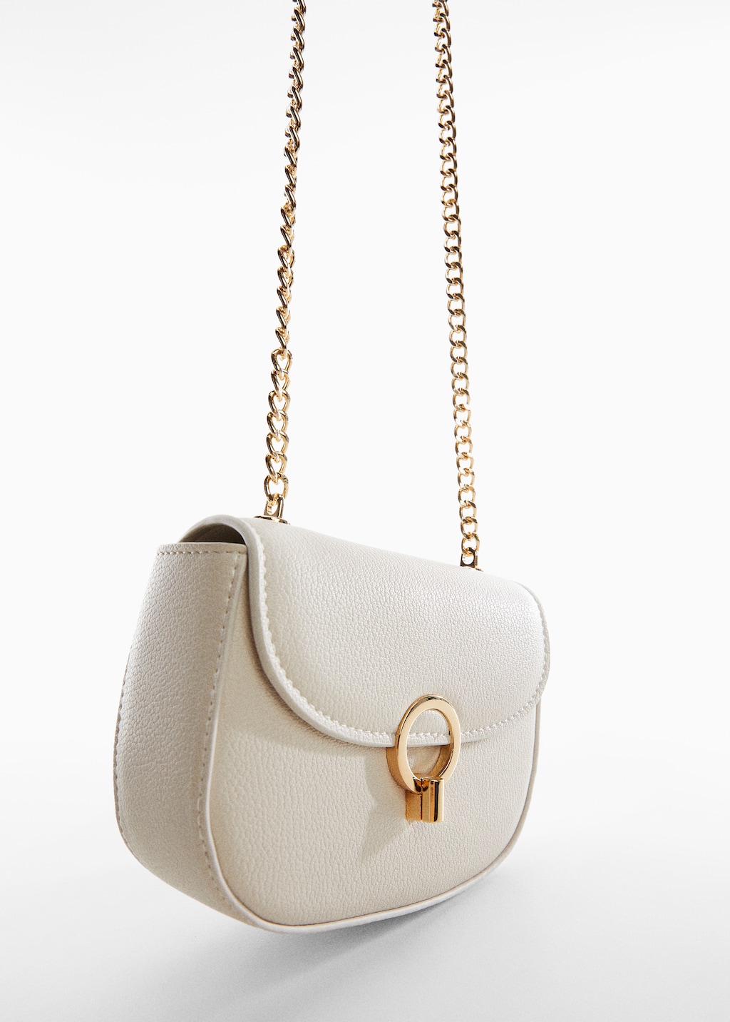 Flap chain bag