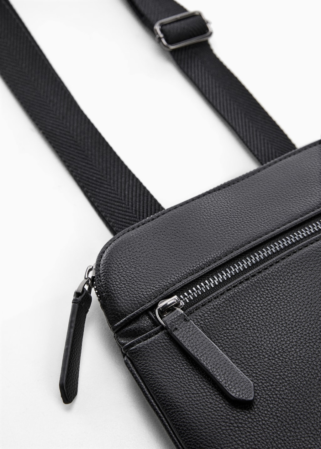 Leather-effect crossbody bag  - Details of the article 2