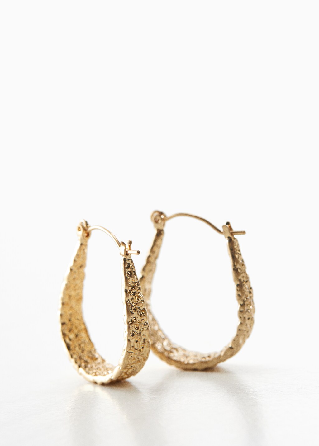 Textured earrings - Details of the article 1