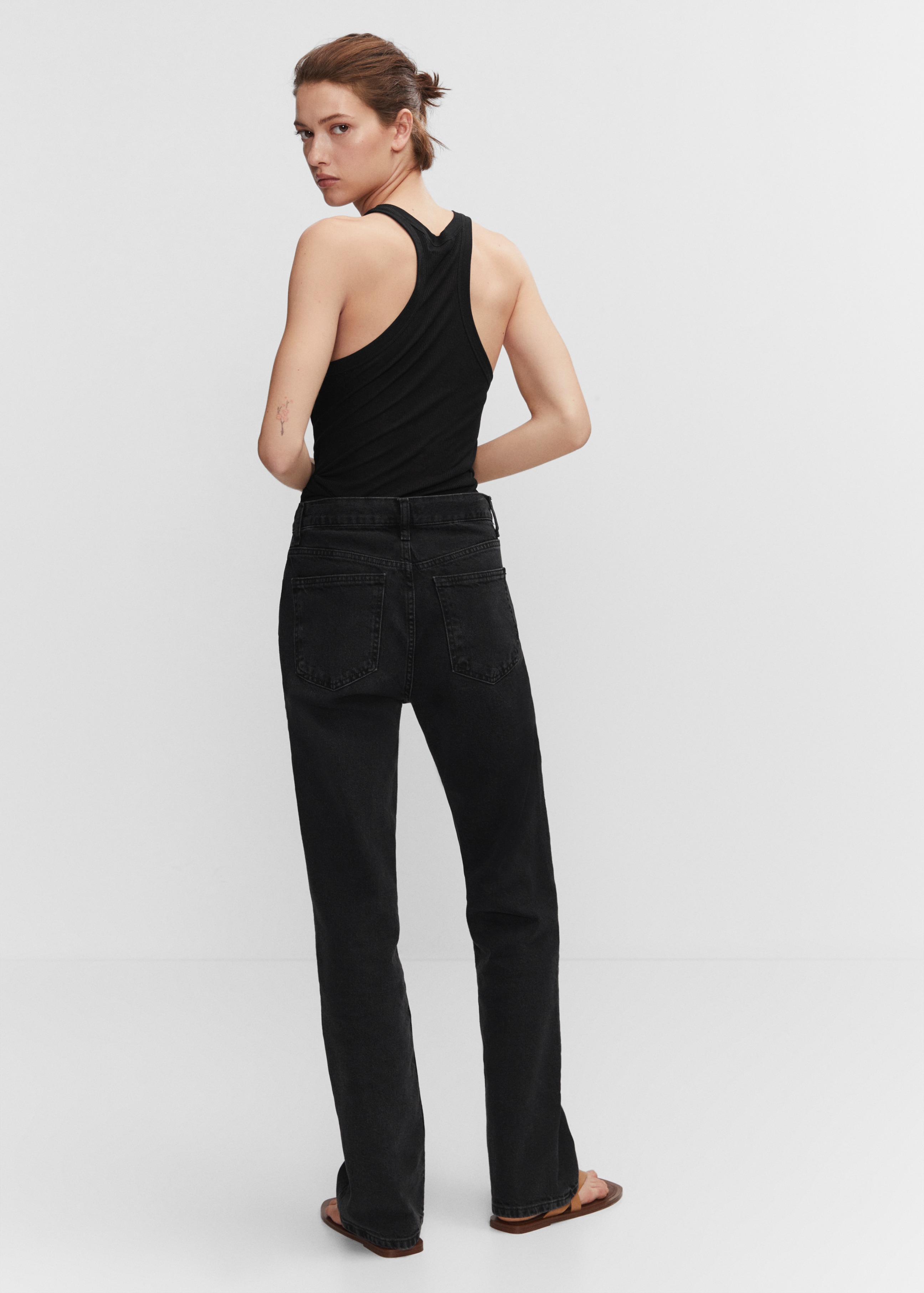 Mid-rise straight jeans - Reverse of the article