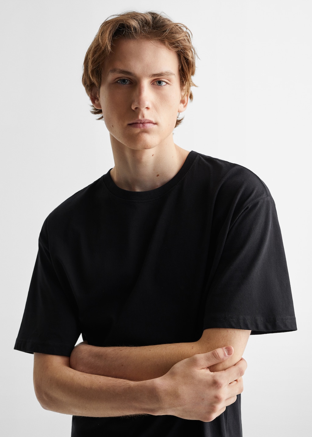 Basic oversized cotton t-shirt - Details of the article 1