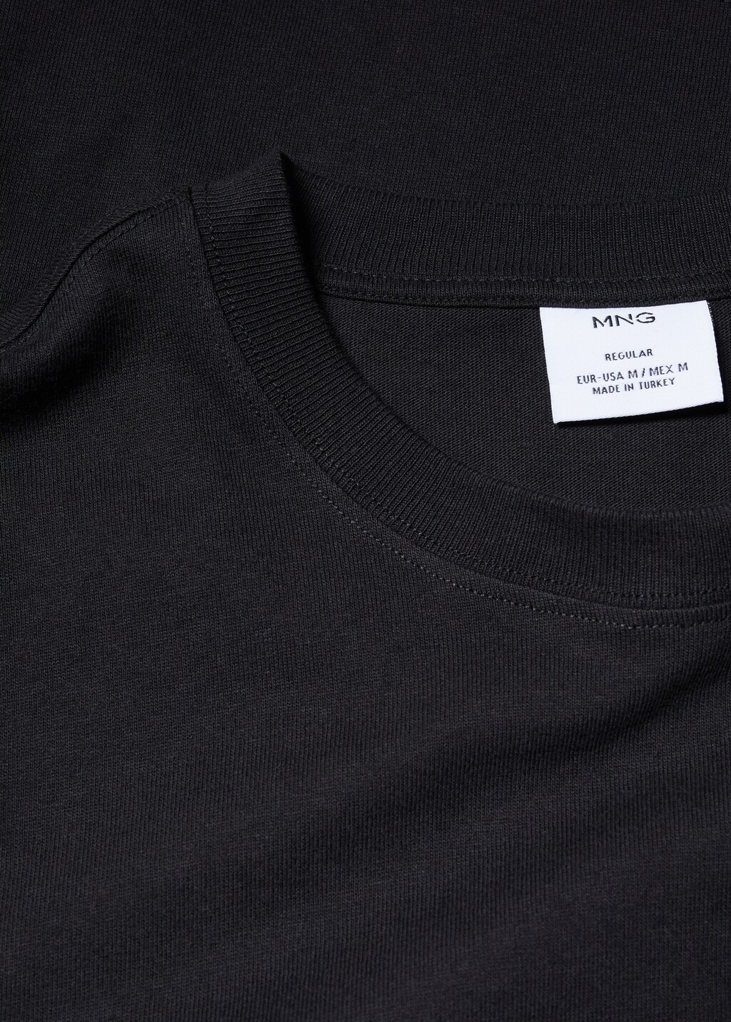 Pocket cotton T-shirt - Details of the article 8