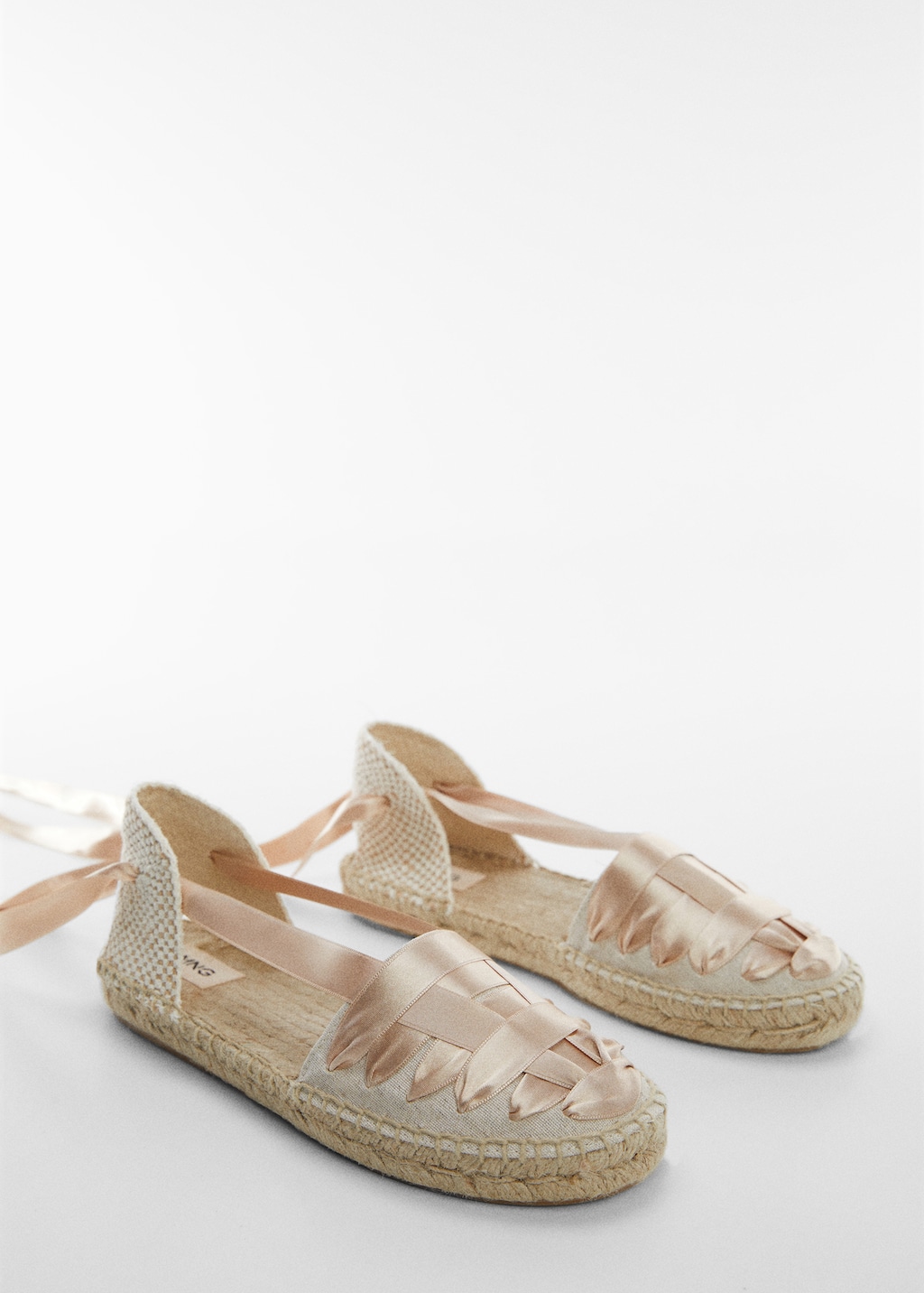 Espadrilles mit Schleifen - Mittlere Ansicht