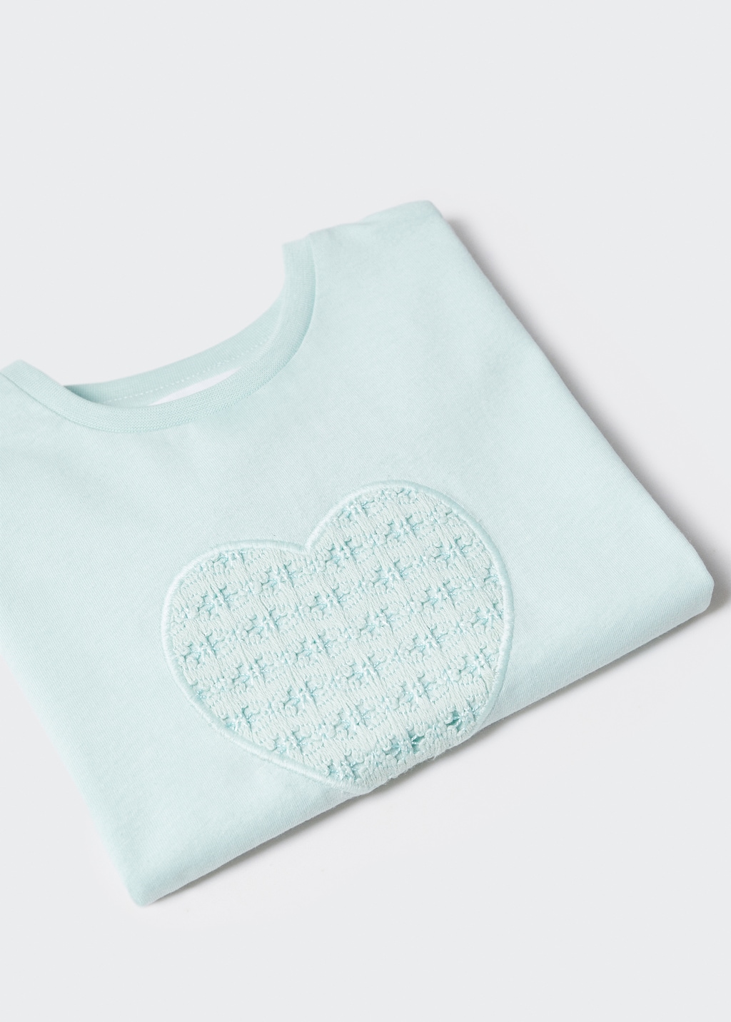 Embroidered heart T-shirt - Details of the article 0