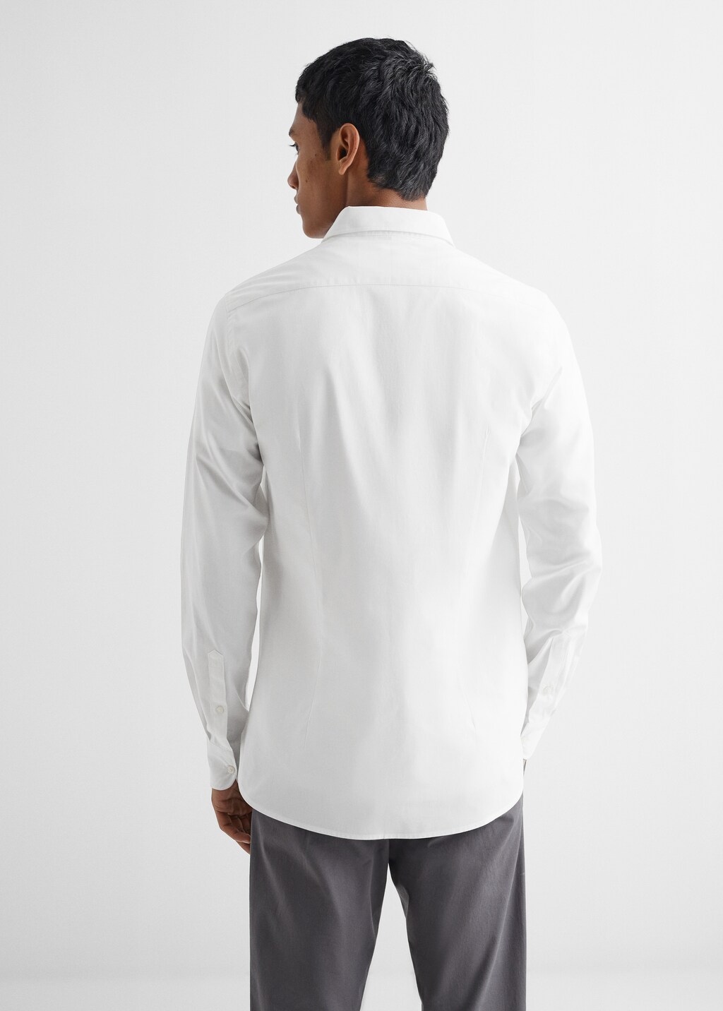 Basic slim-fit cotton shirt - Reverse of the article