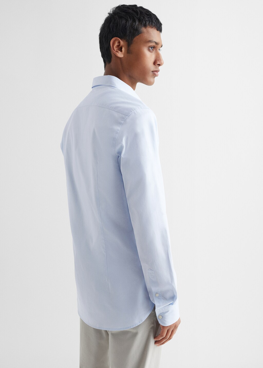 Basic slim-fit cotton shirt - Reverse of the article