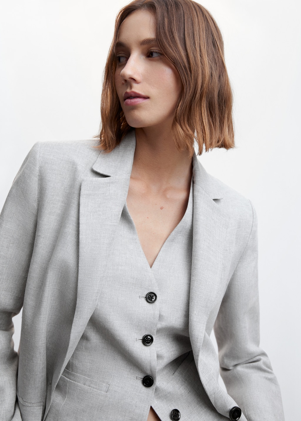 Herringbone linen suit jacket - Details of the article 1