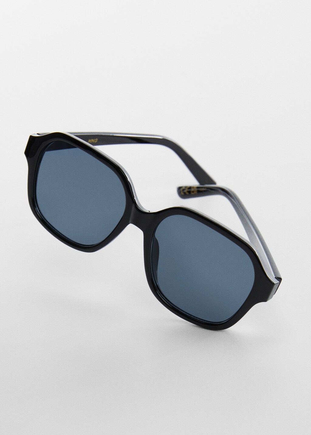 Retro style sunglasses - Details of the article 5