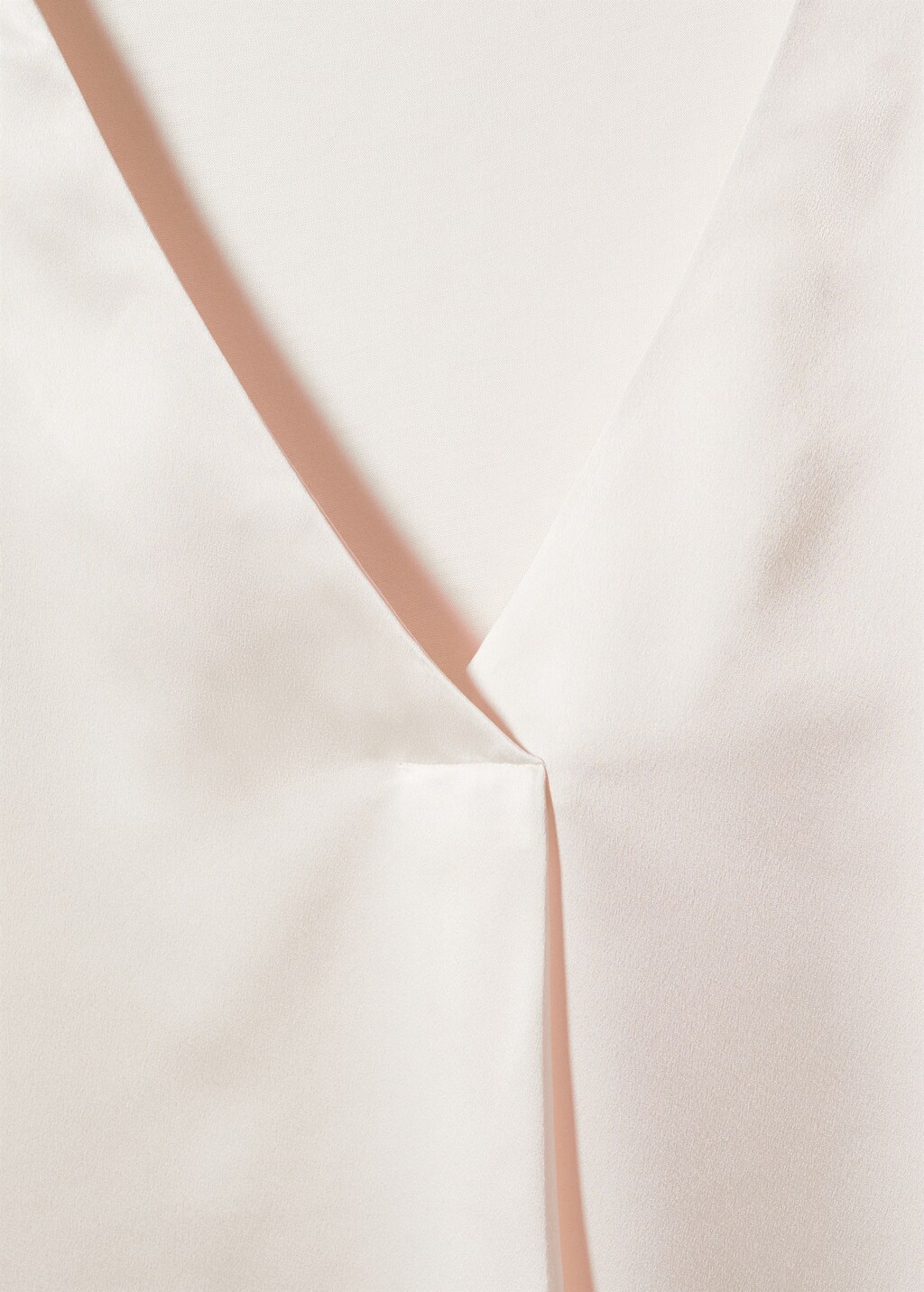 Satin V-neck t-shirt - Details of the article 8