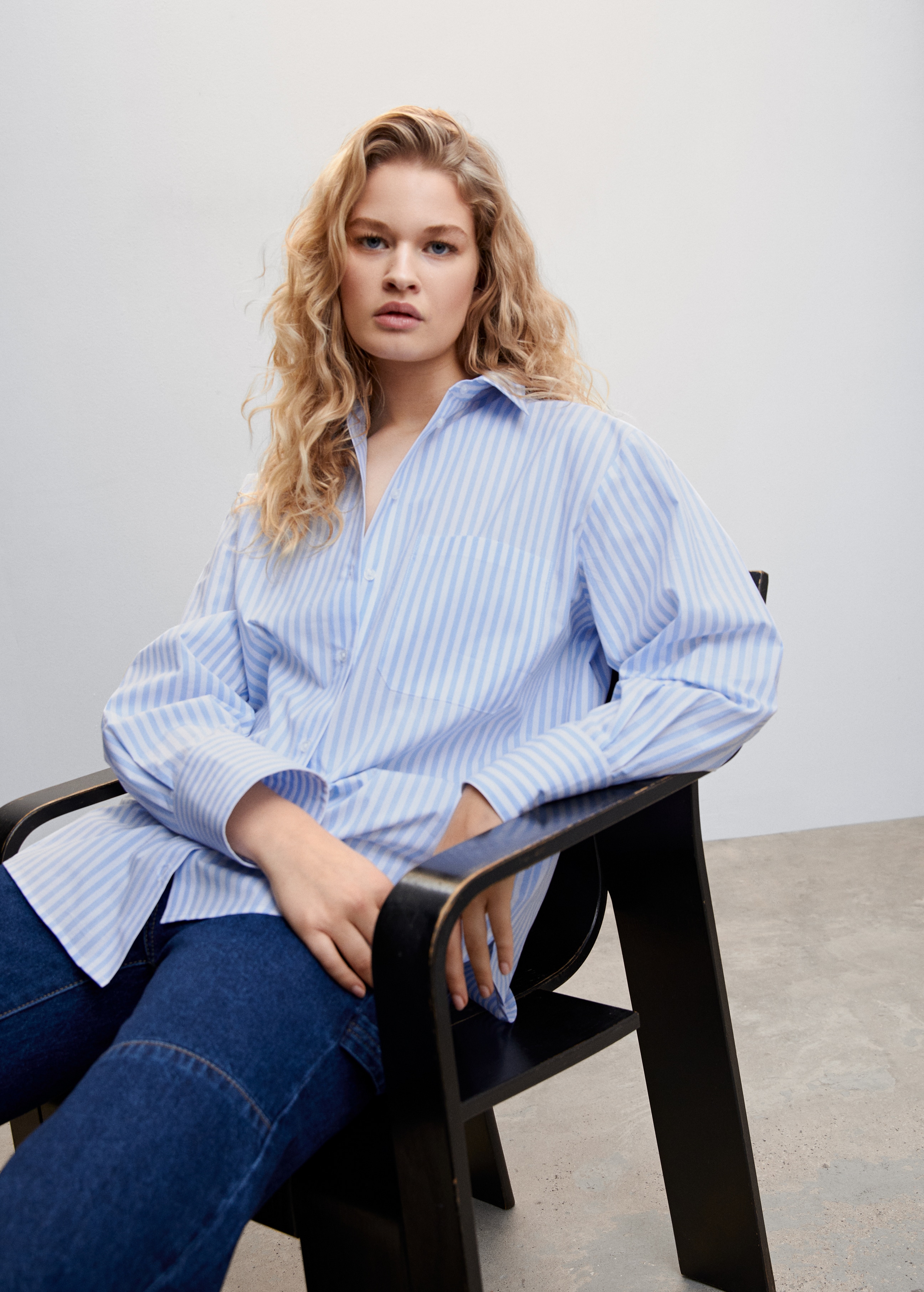 Oversize striped shirt - Details of the article 2