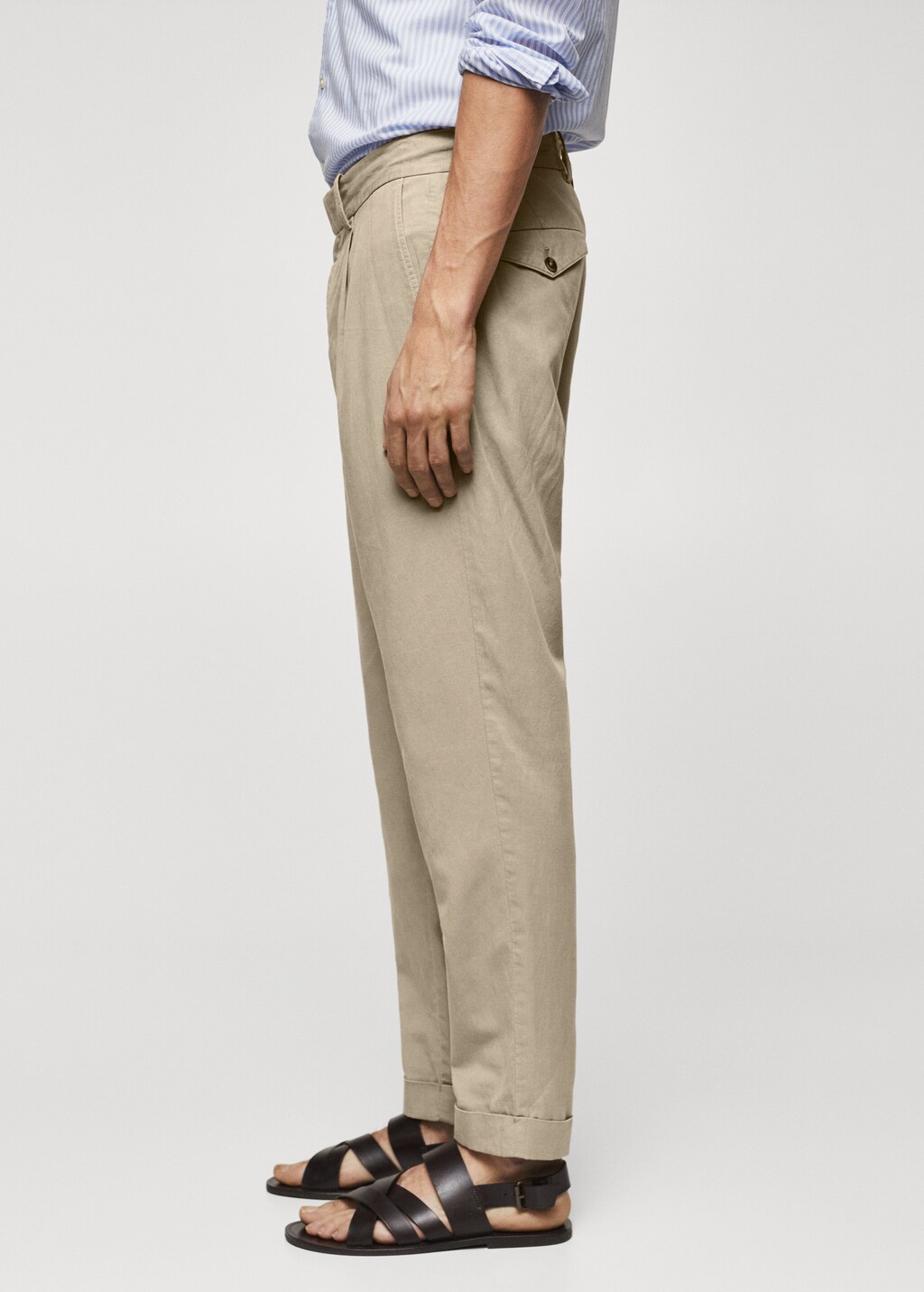 Tapered-fit pleated trousers - Details of the article 4