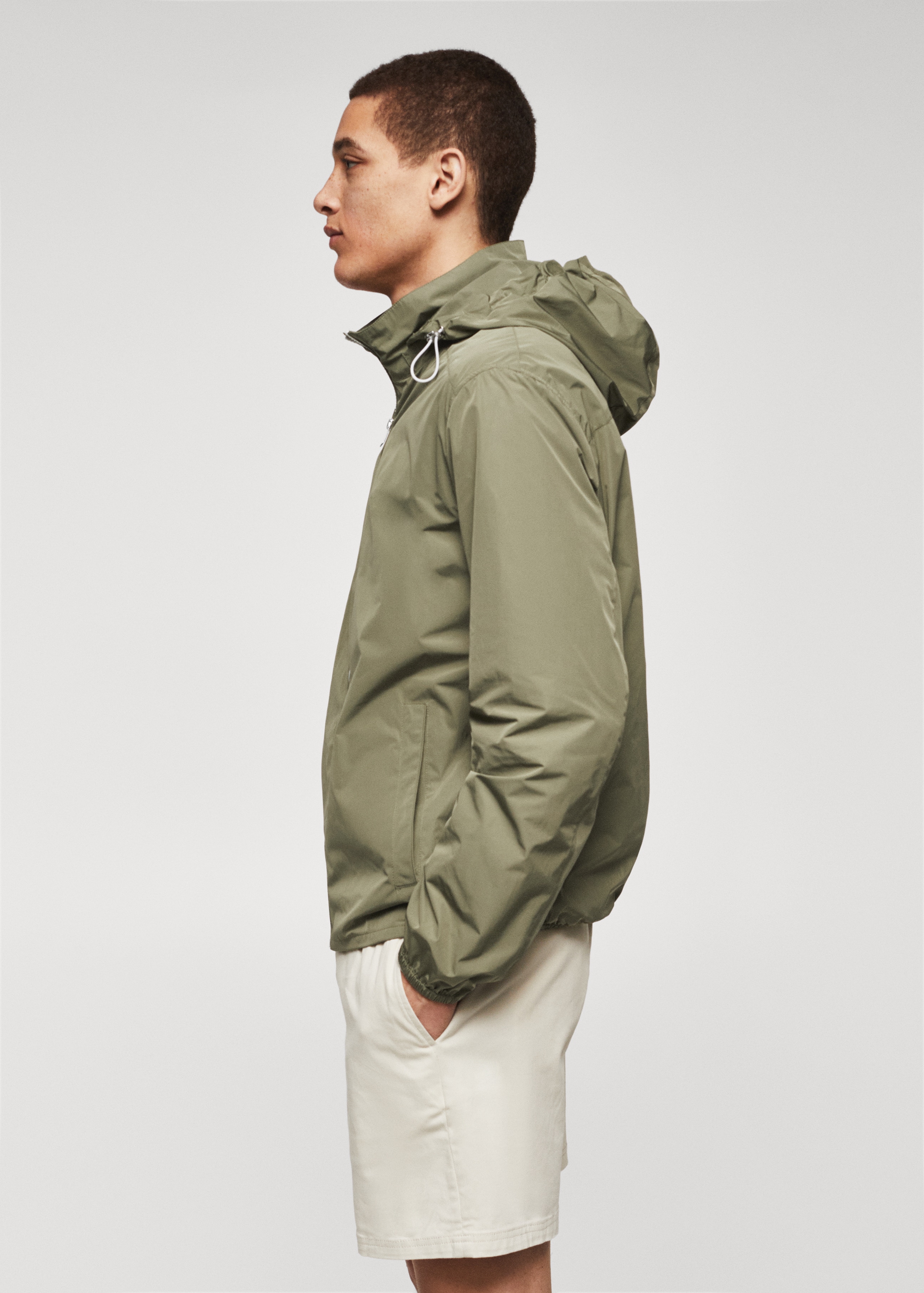 Water-repellent hooded jacket - Details of the article 2